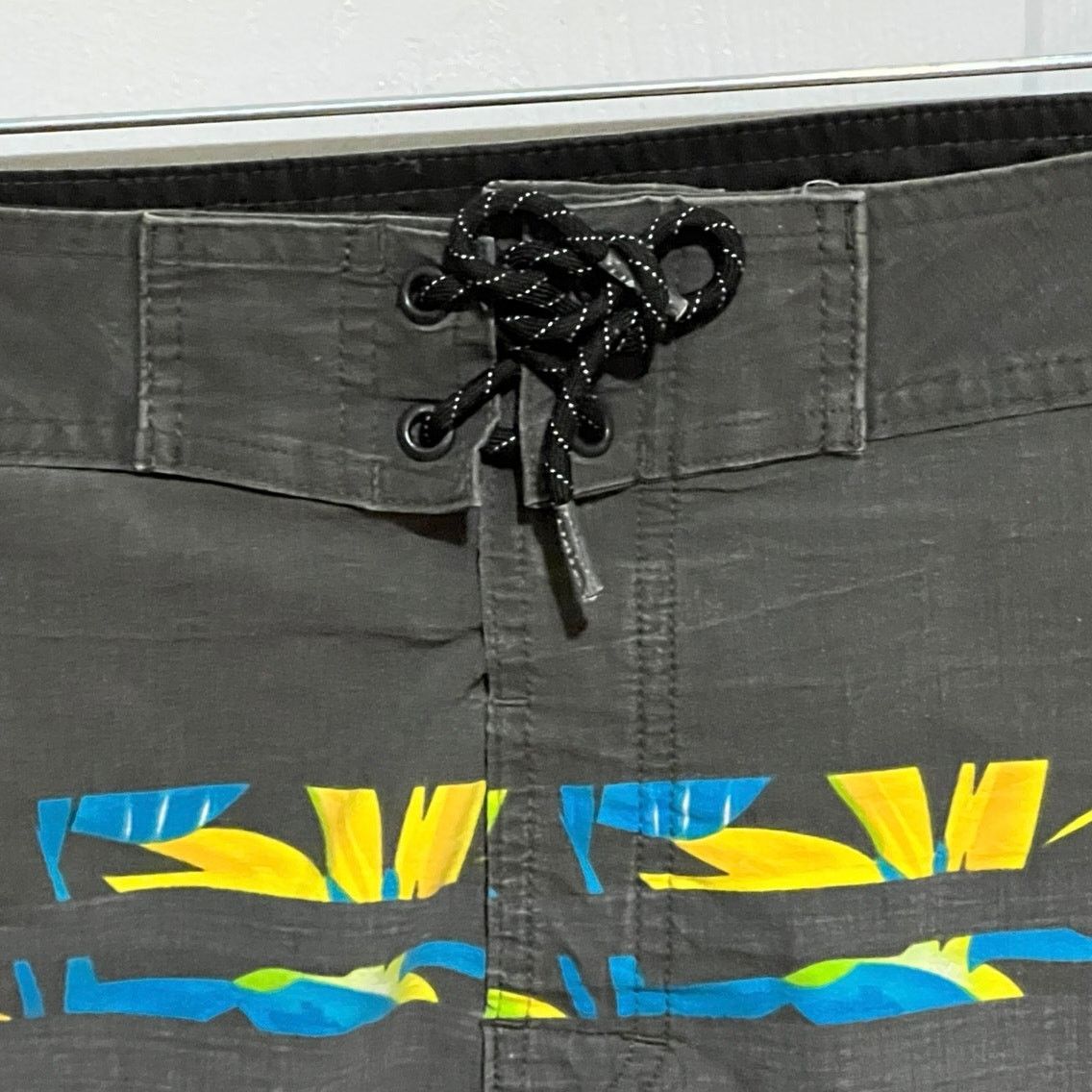 Tony Hawk Hawk Worldwide Originators board shorts men’s size 30. Size US 30 / EU 46 - 5 Thumbnail
