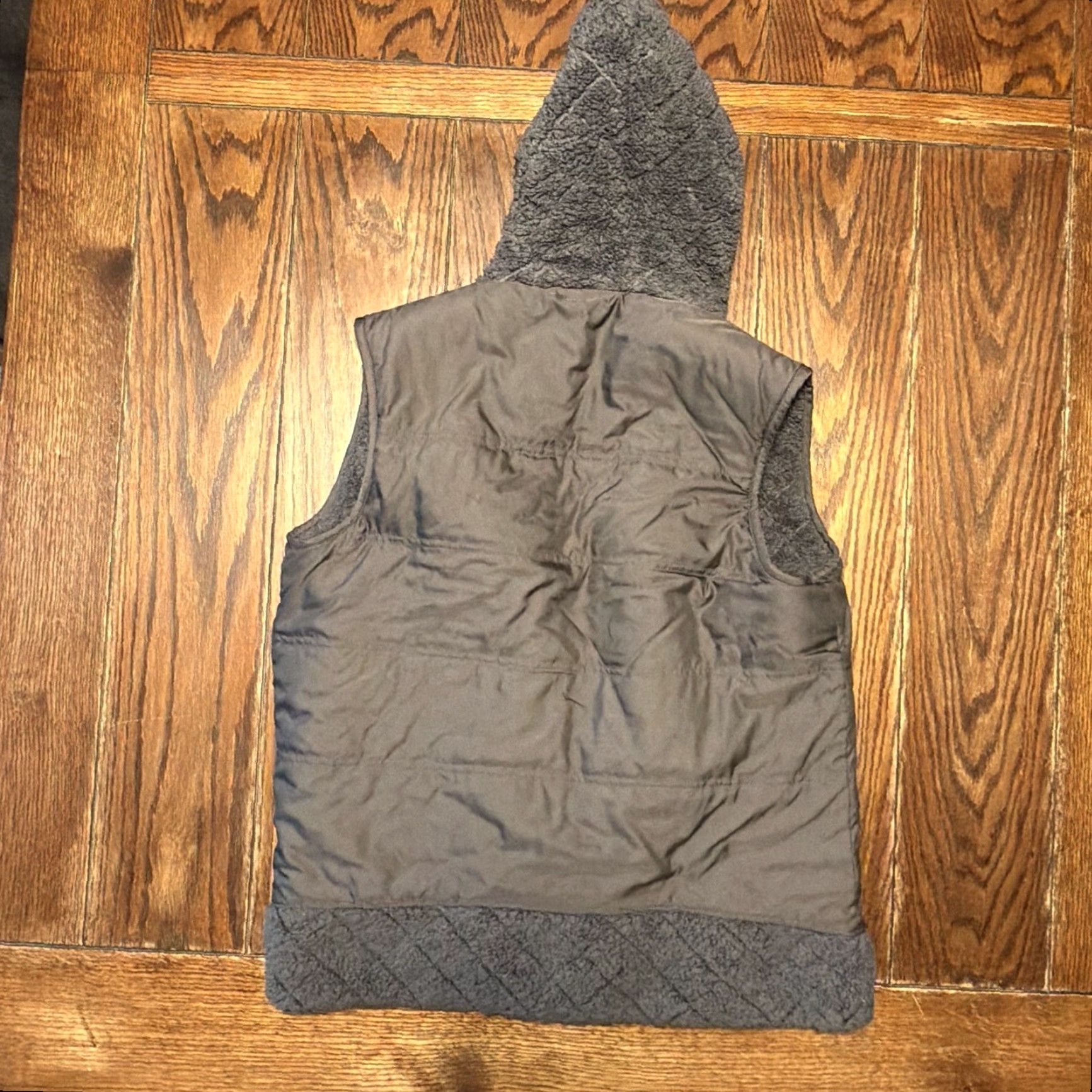 Patagonia Patagonia Vest Womens Medium Gray Quilted Fleece Hood Reversible Los Gatos 25221 Size M / US 6-8 / IT 42-44 - 6 Thumbnail