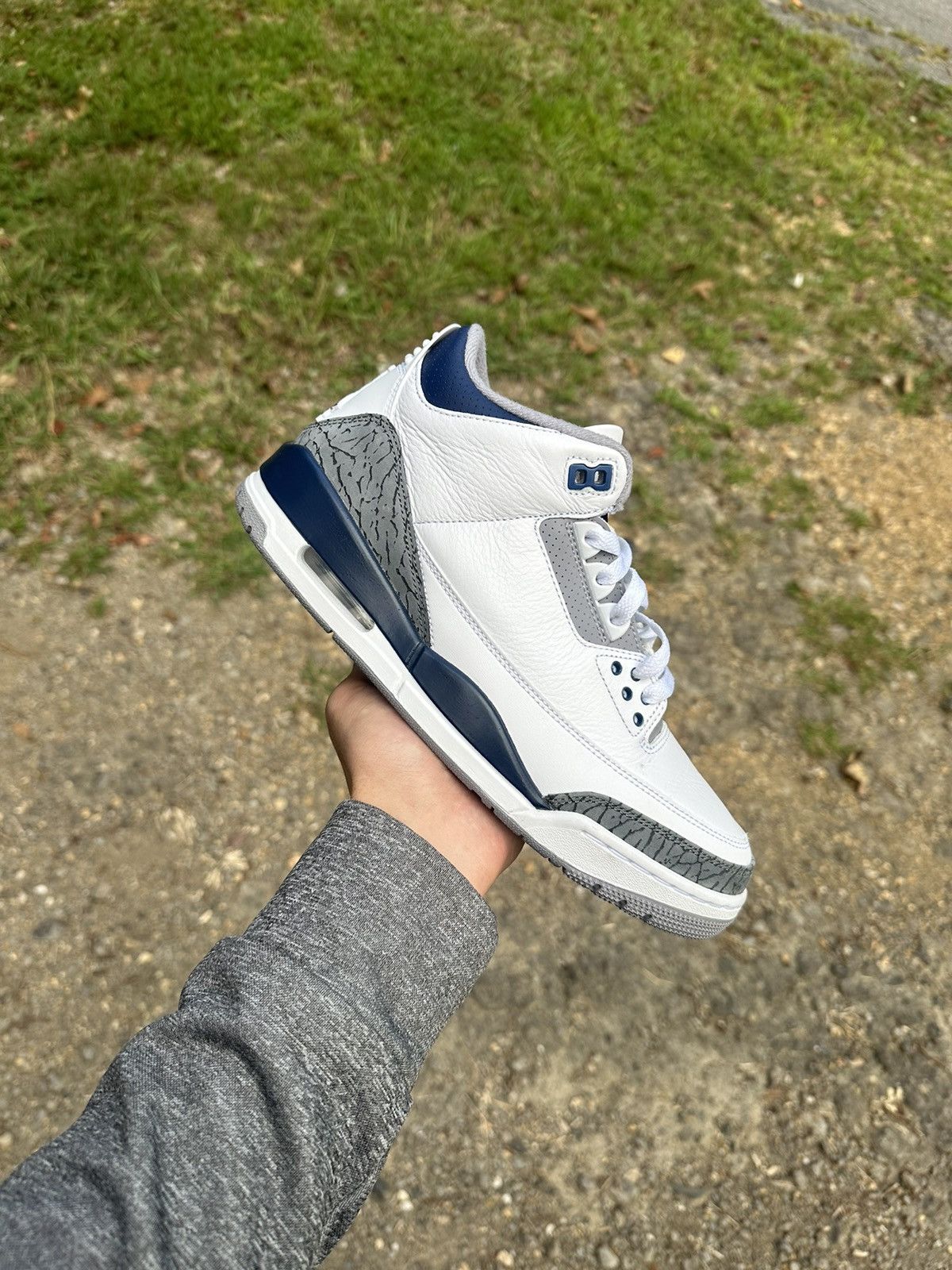 Jordan Brand × Nike Jordan 3 worn 1x Size US 9 / EU 42 - 1 Thumbnail