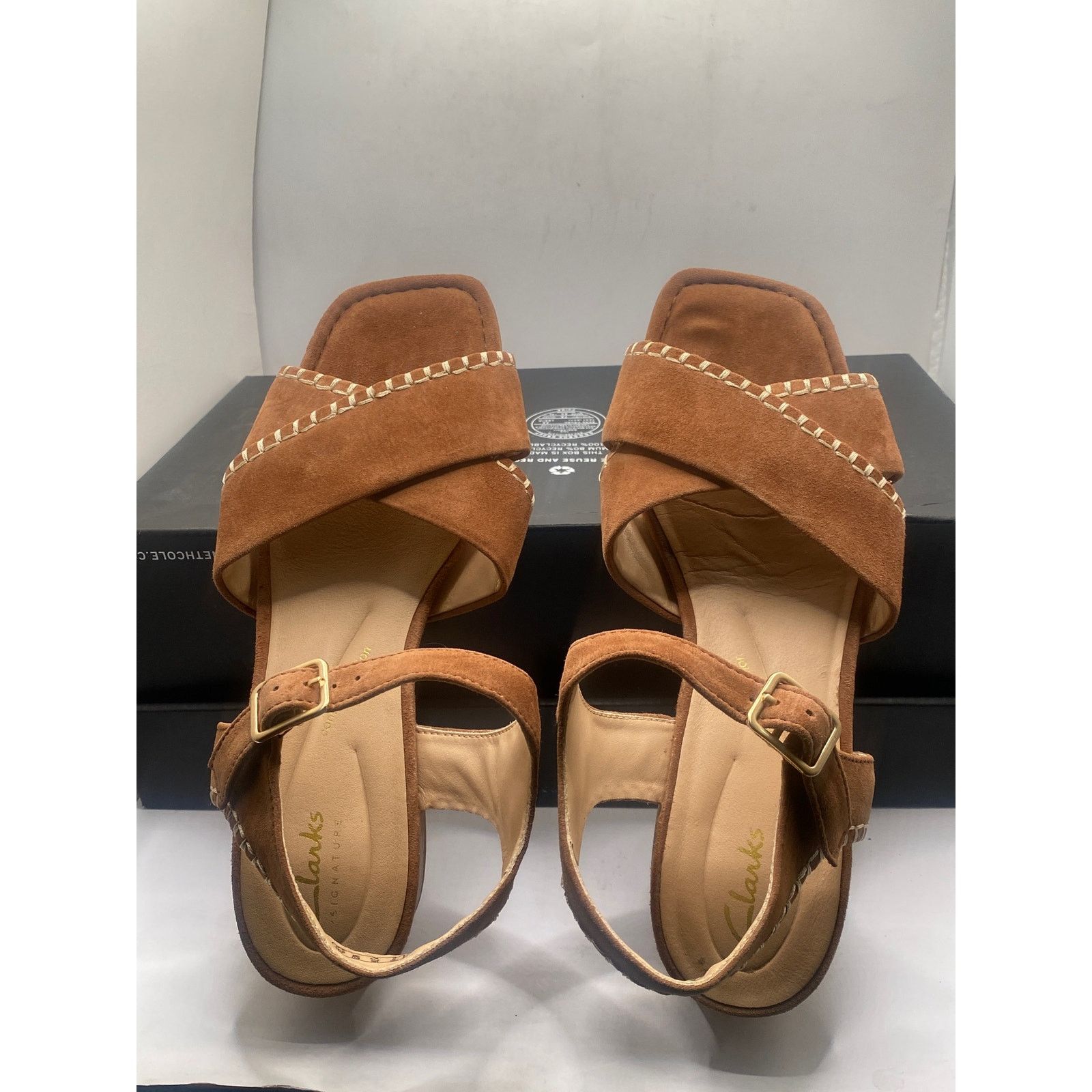 Clarks Clarks Signature Serina35 Cross Suede Sandals Size 7.5 Size US 7.5 / IT 37.5 - 5 Thumbnail
