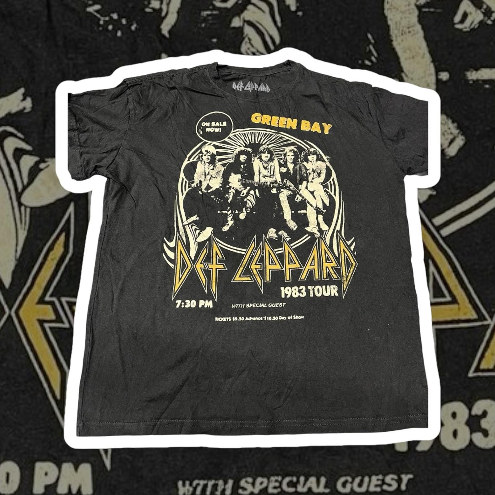 Def Leppard Def Leppard 1983 Tour T-Shirt - Vintage Rock Band Tee Size US S / EU 44-46 / 1 - 1 Thumbnail