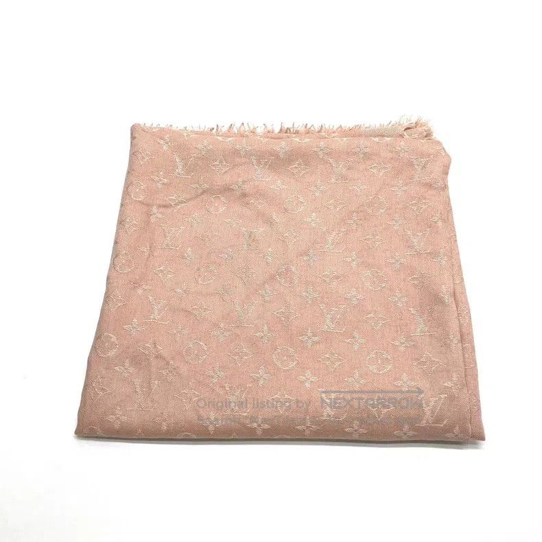 Louis Vuitton Louis Vuitton Pink knitted scarf thin shawl scarf Size ONE SIZE - 3 Thumbnail