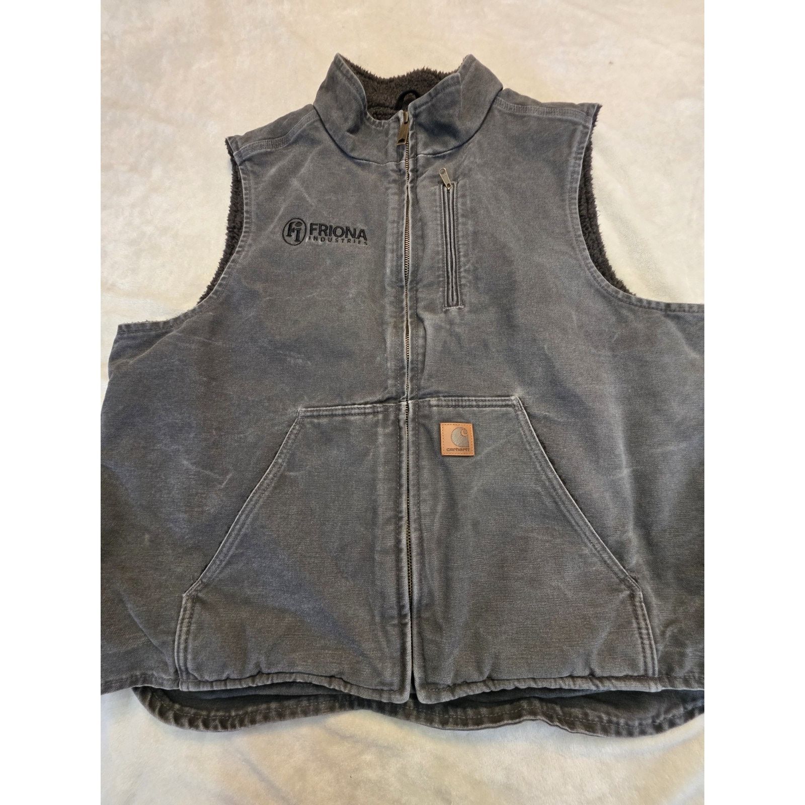 Carhartt This is a Carhartt V33 Gravel Washed Duck Sherpa Lined Mock Size US XL / EU 56 / 4 - 2 Thumbnail