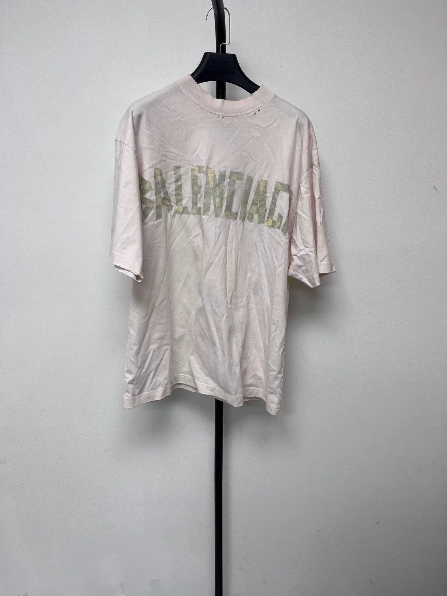 Balenciaga Balenciaga oversized white logo print unisex XXS like new Size US XXS / EU 40 - 1 Thumbnail