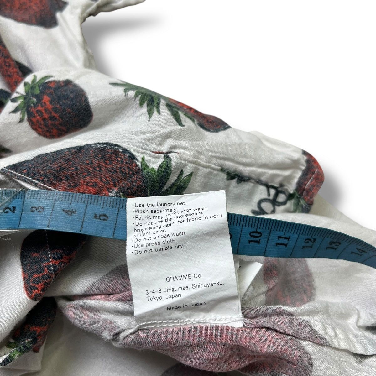 Issey Miyake gramme shibuya strawberry print button ups shirt Size US M / EU 48-50 / 2 - 9 Thumbnail