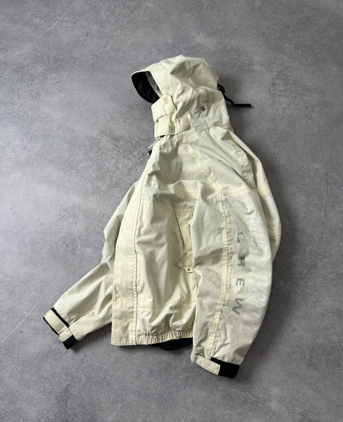 Japanese Brand Murphy&Nye crew nylons waterproof jacket mens Size US S / EU 44-46 / 1 - 1 Thumbnail