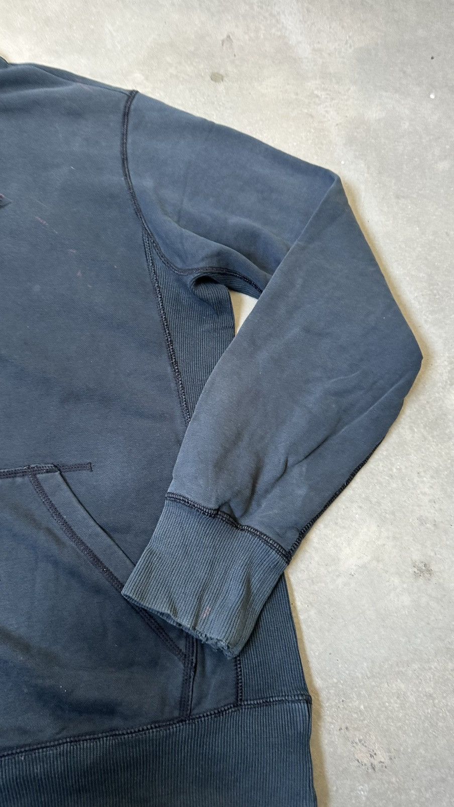 Nike VINTAGE Y2K NIKE HOODIE WELL FADED HOODIE Size US XL / EU 56 / 4 - 6 Thumbnail