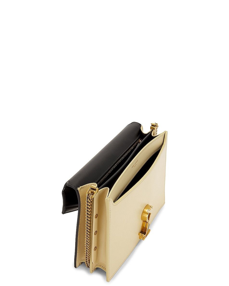 Saint Laurent Paris o1bcso1str0425 Size: OS/Cassandra Chain Bag in Black/Cream Size ONE SIZE - 4 Thumbnail