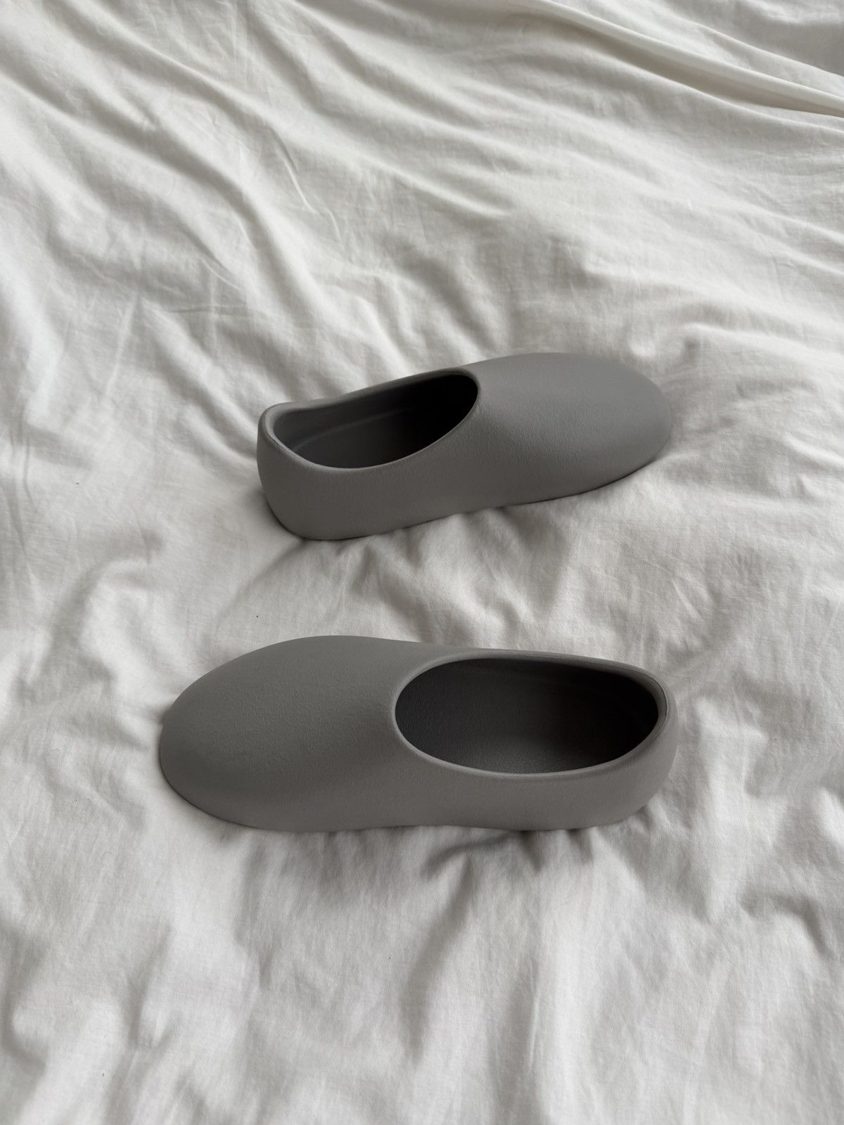 Yeezy SL-01 Size US 8 / EU 41 - 3 Thumbnail