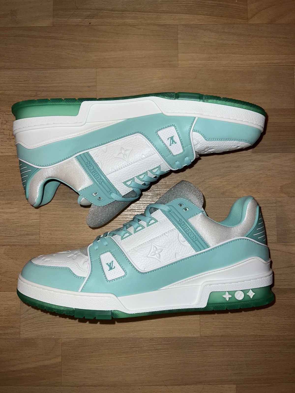 Louis Vuitton LV TRAINER SNEAKER Size US 11 / EU 44 - 1 Thumbnail