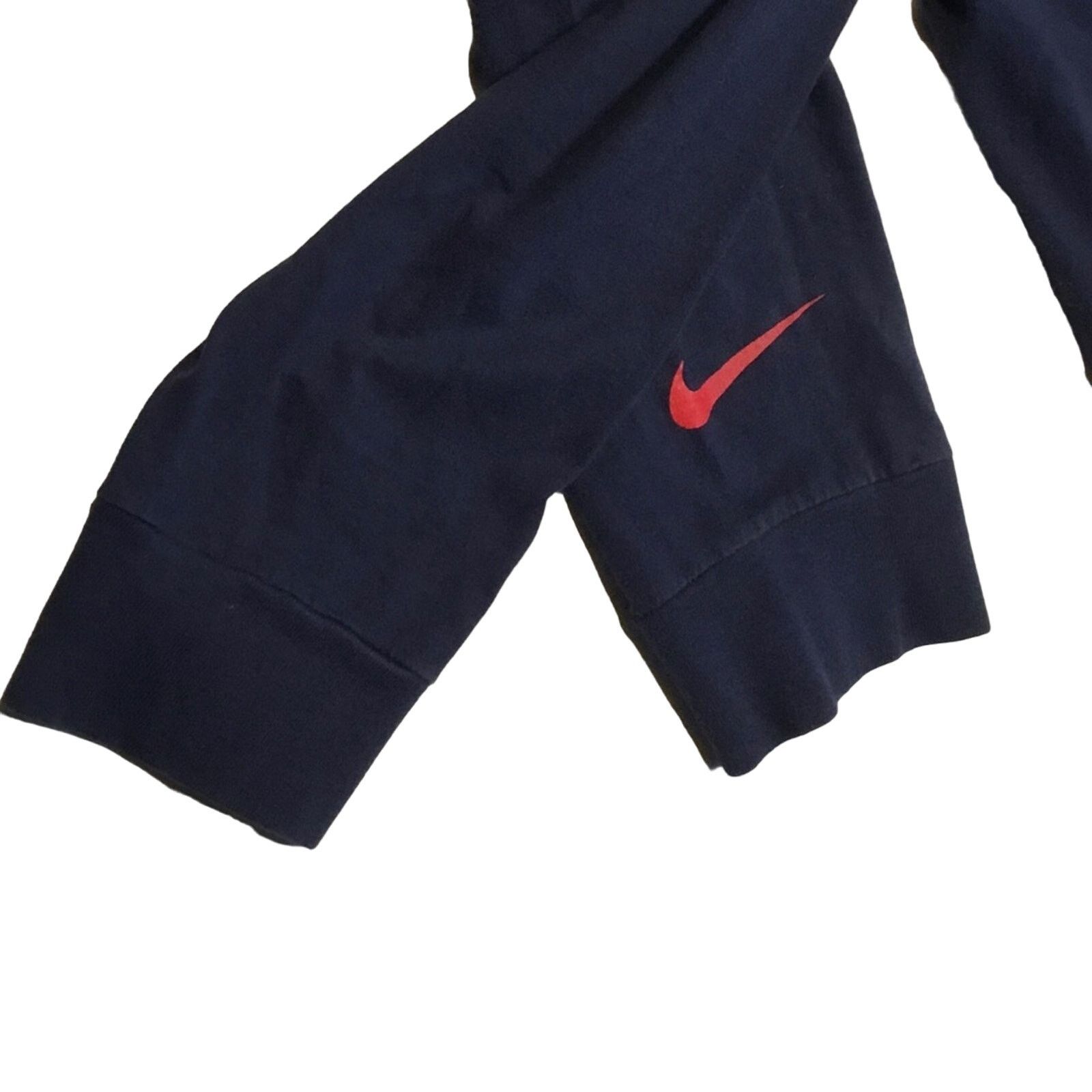 Nike Men’s Patriots Long-Sleeve T-shirt Size US L / EU 52-54 / 3 - 5 Thumbnail