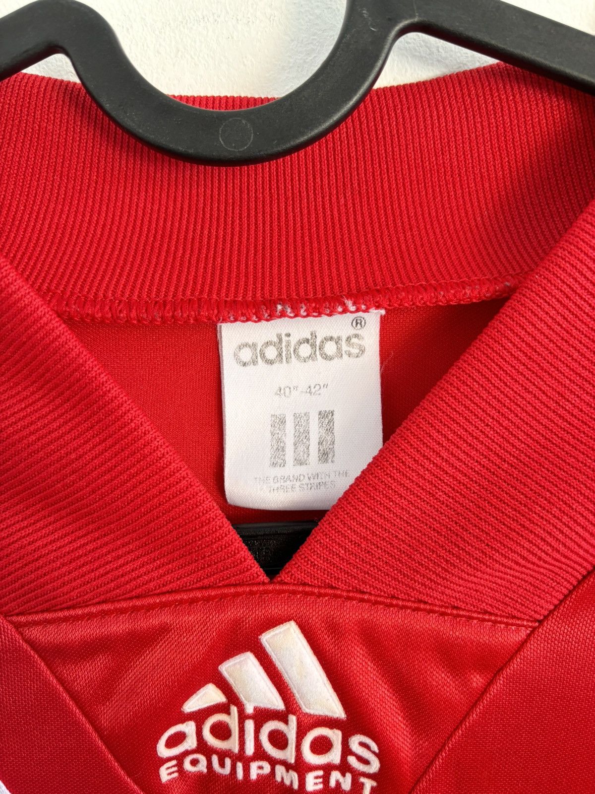 Adidas LIVERPOOL 1992/93 HOME SHIRT VINTAGE SOCCER JERSEY ADIDAS Size US L / EU 52-54 / 3 - 6 Thumbnail