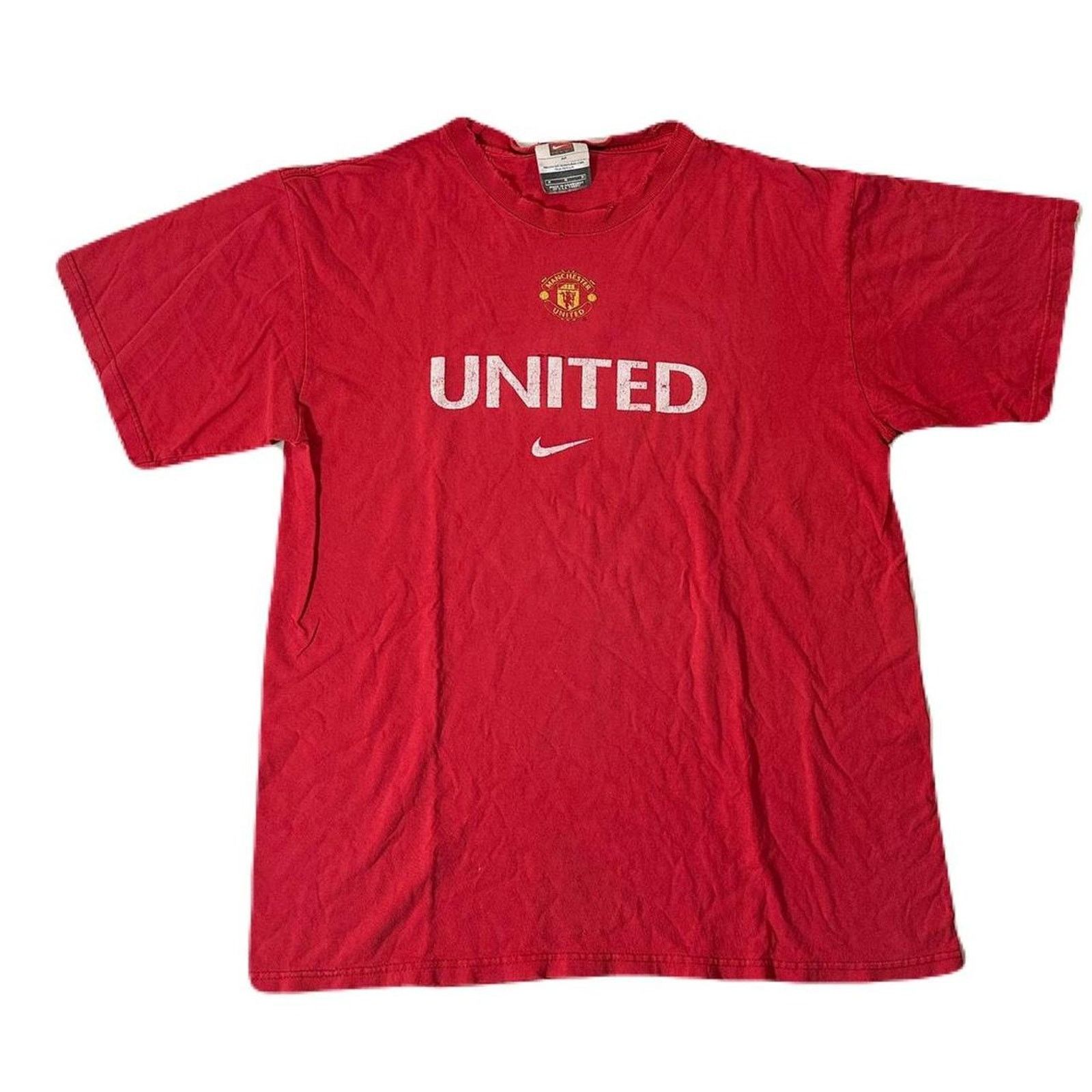 Nike Vintage Nike Manchester United Wayne Rooney Red T Shirt Size US M / EU 48-50 / 2 - 1 Thumbnail