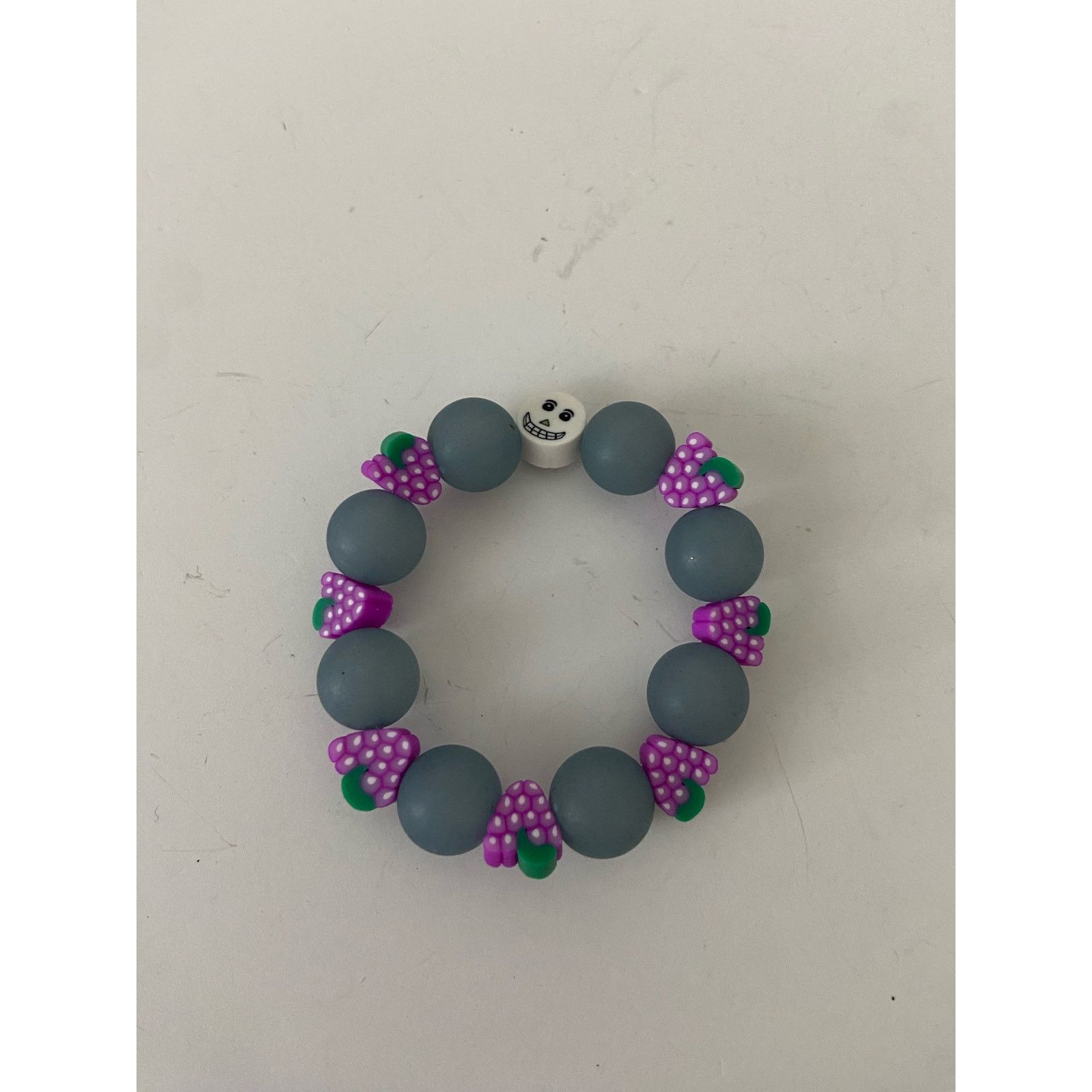 Handmade Handmade light blue and grape bead bracelet Size ONE SIZE - 2 Thumbnail
