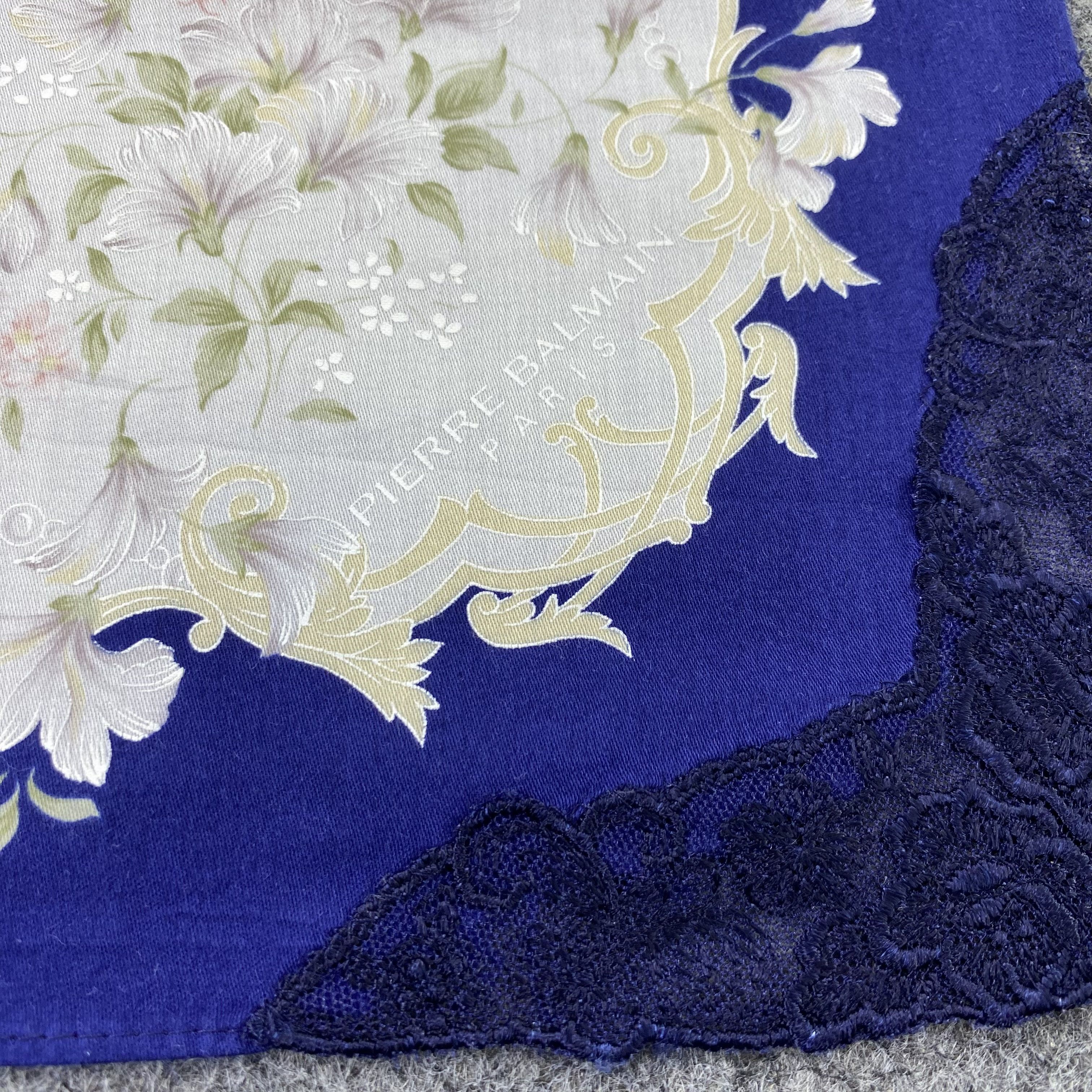 Pierre Balmain Pierre Balmain Handkerchief / Bandana / Neckerchief-B1528 Size ONE SIZE - 7 Thumbnail