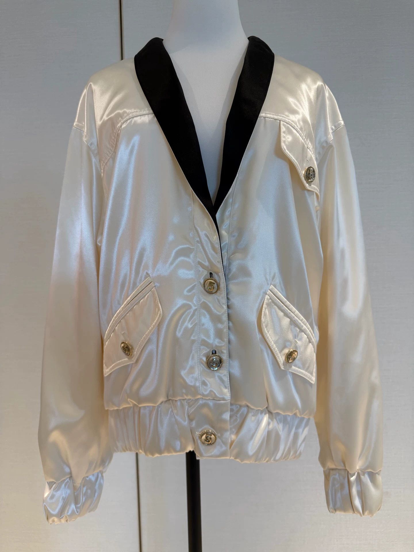Chanel Chanel 21 Early Spring Colorblock Lapel Casual Jacket Size US S / EU 44-46 / 1 - 1 Thumbnail