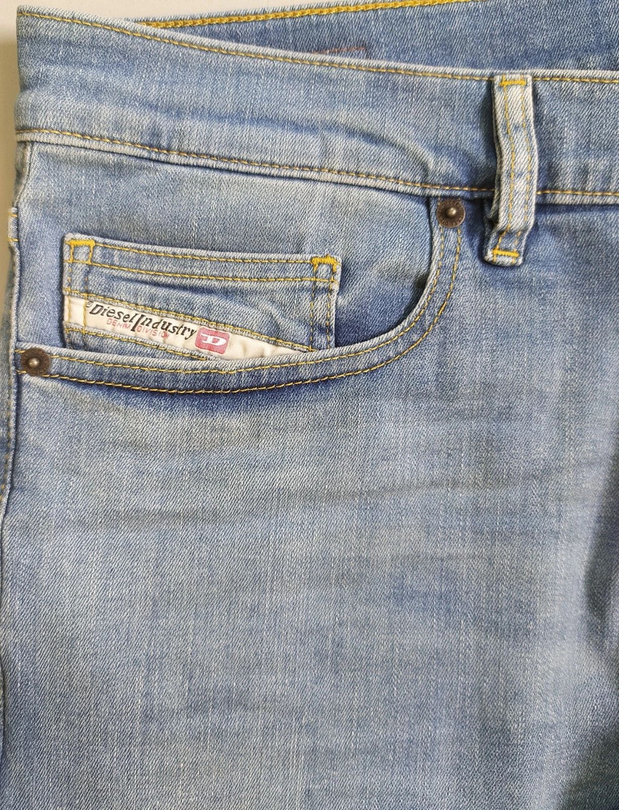 Diesel Diesel D-LUSTER L.32 MENS JEANS T/9947 Size US 33 - 4 Thumbnail
