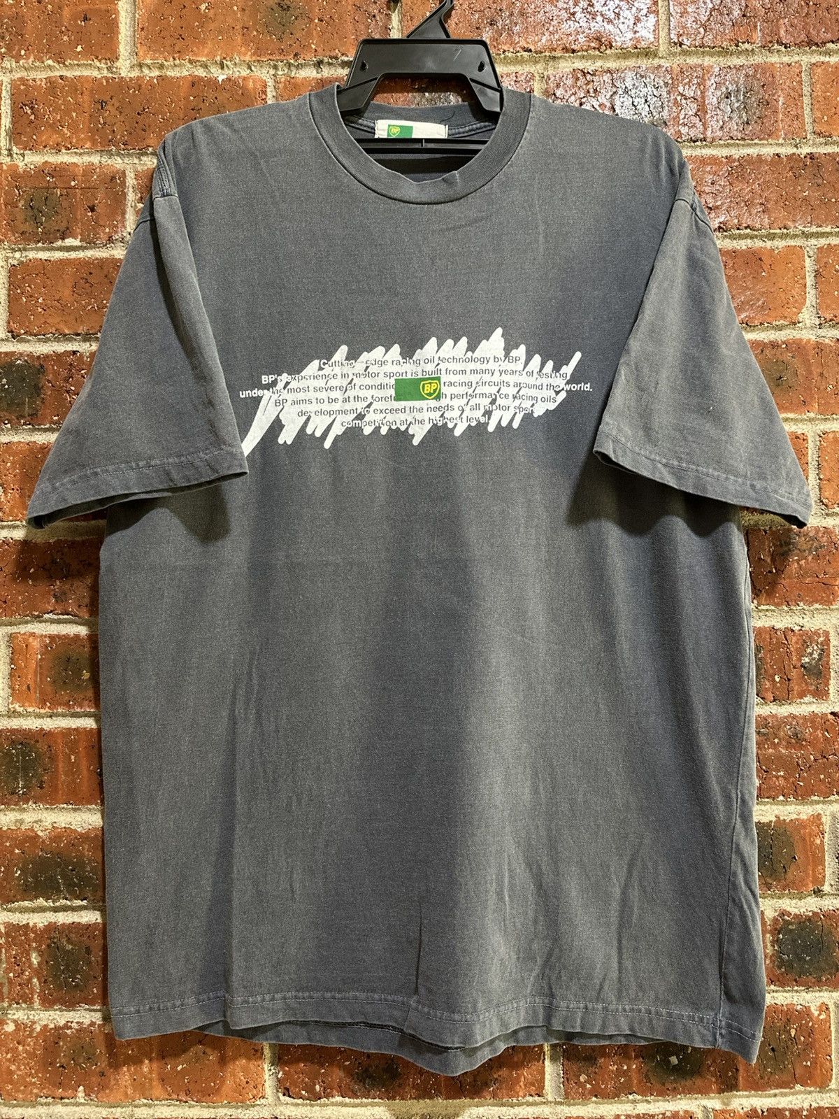 Sears Thrashed Vintage BP Petrol Faded Tee Size US XL / EU 56 / 4 - 1 Thumbnail