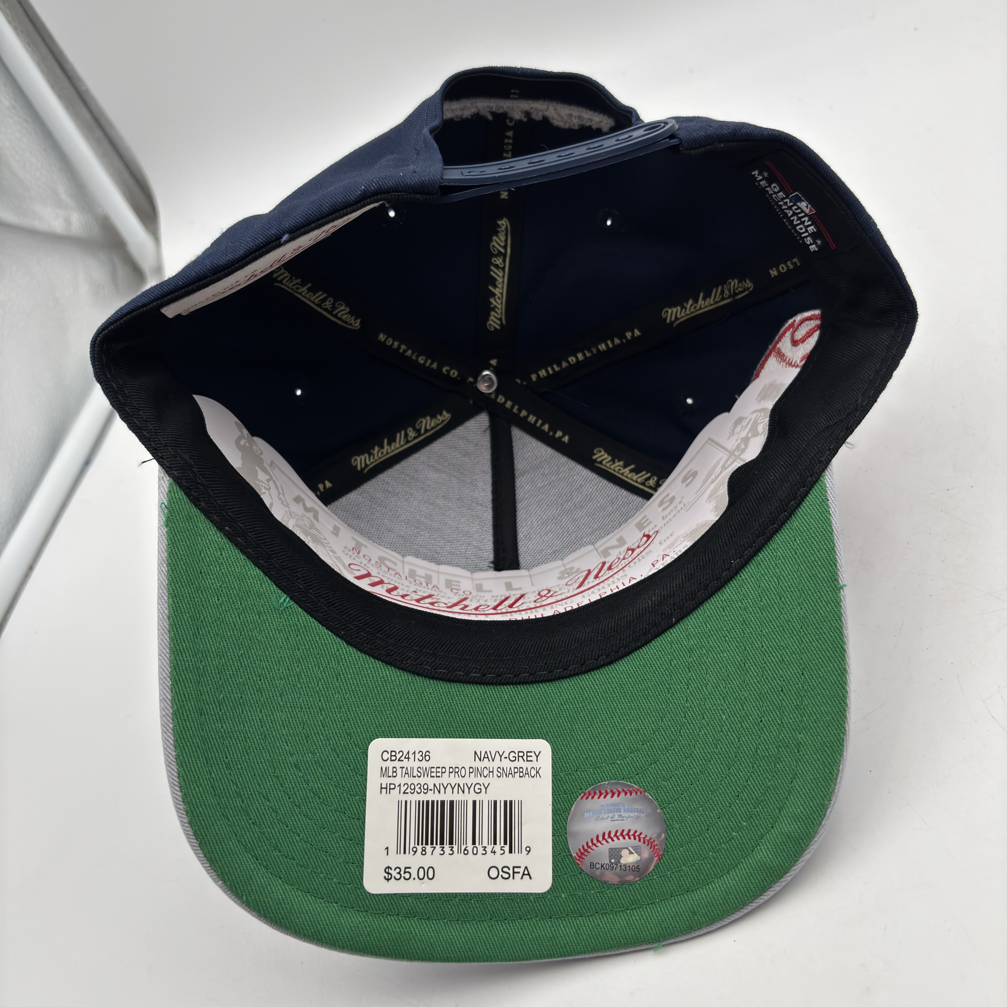 Mitchell & Ness NWT Yankees Snapback Hat by Mitchell & Ness Size ONE SIZE - 6 Thumbnail