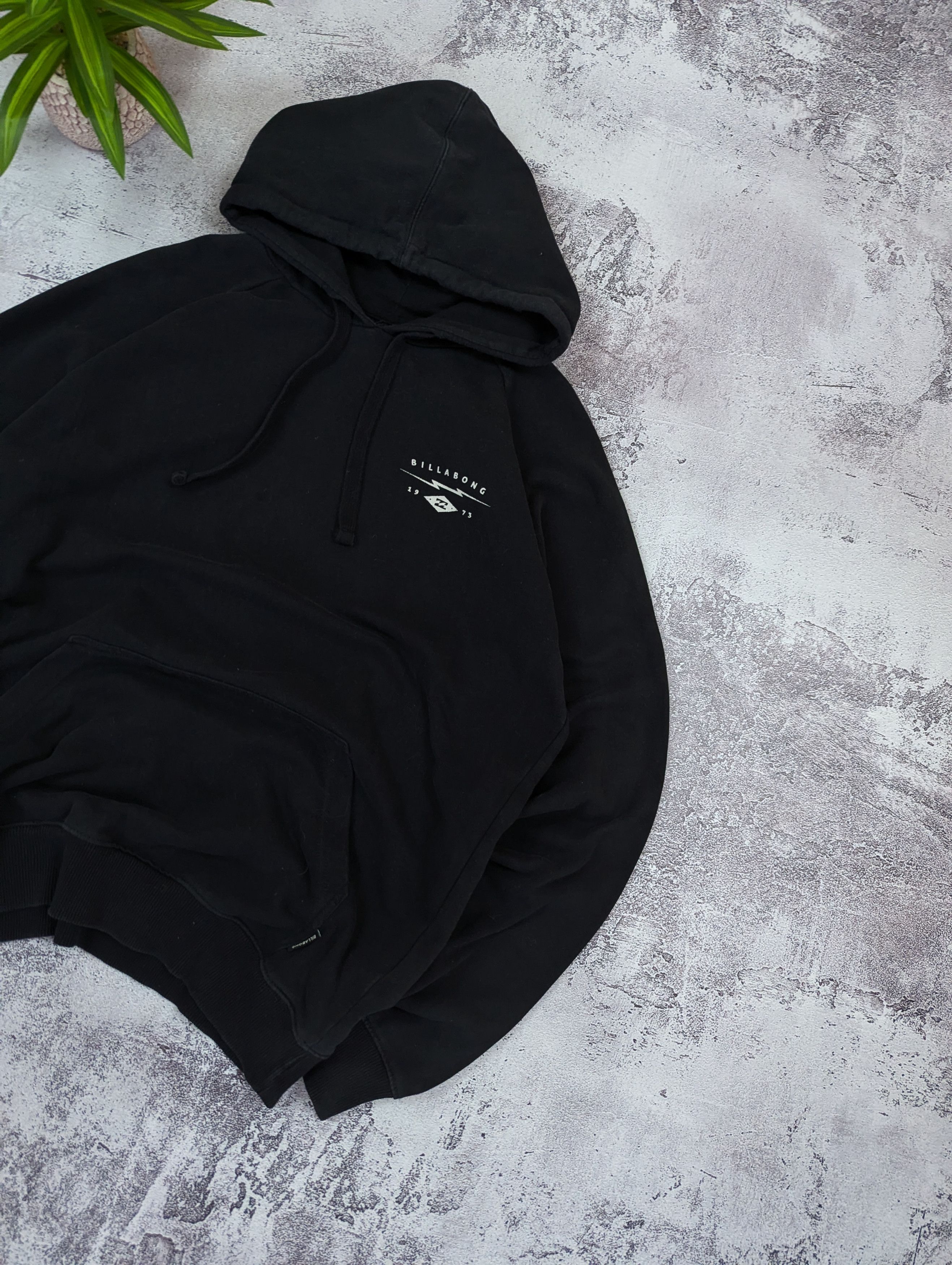 Billabong Billabong Hoodie Black Logo Surf Skate Size L Vintage Size US L / EU 52-54 / 3 - 16 Thumbnail
