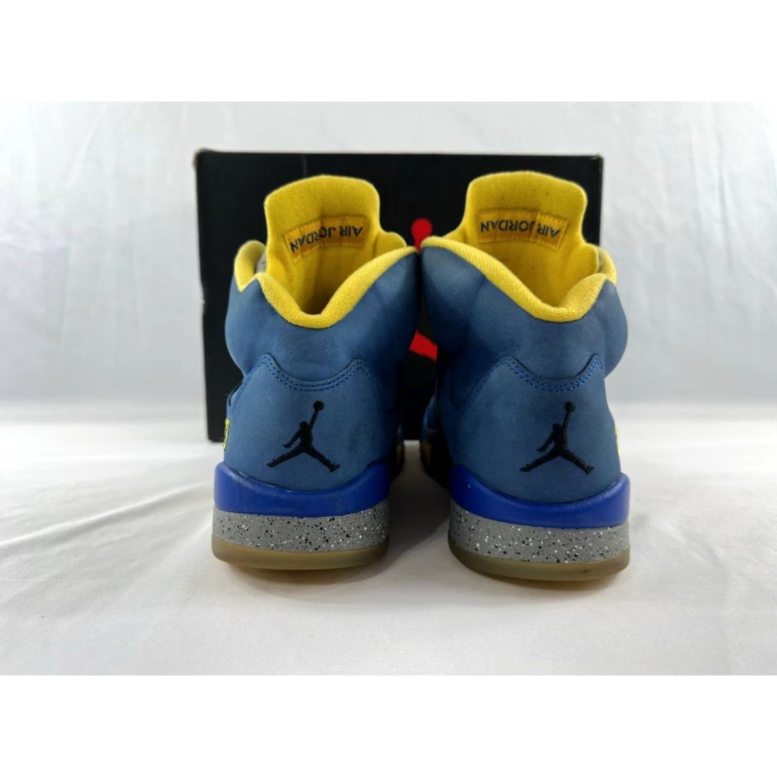 Jordan Brand Nike Air Jordan 5 Retro Laney CD2720-400 Men Size 10 Blue Sneakers Size US 10 / EU 43 - 5 Thumbnail
