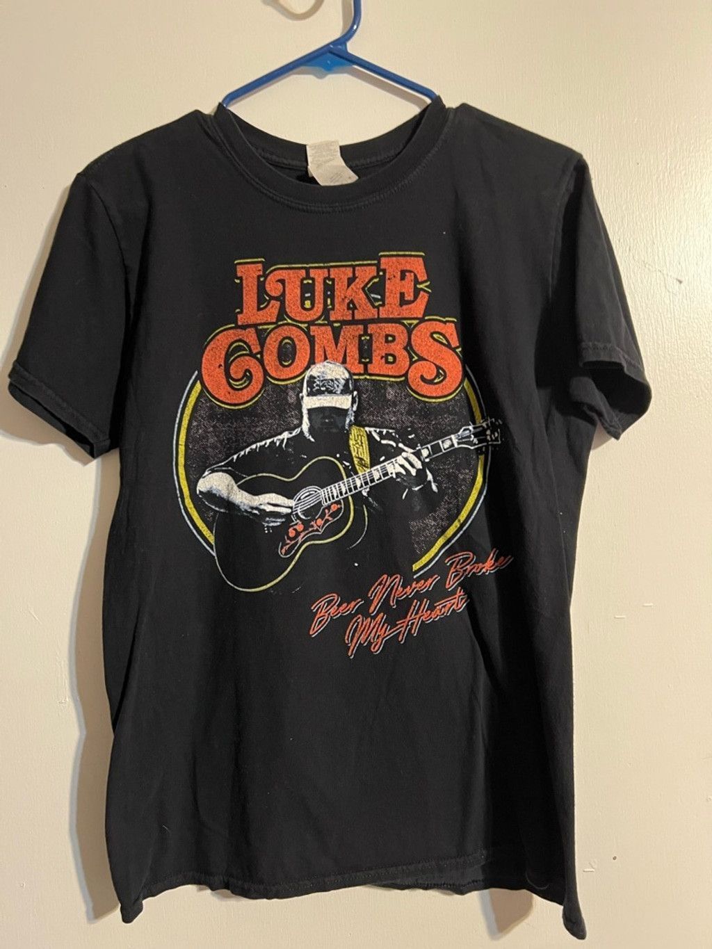 Gildan Women's Gildan Luke Combs Tour Short Sleeve Tee M Size M / US 6-8 / IT 42-44 - 1 Thumbnail