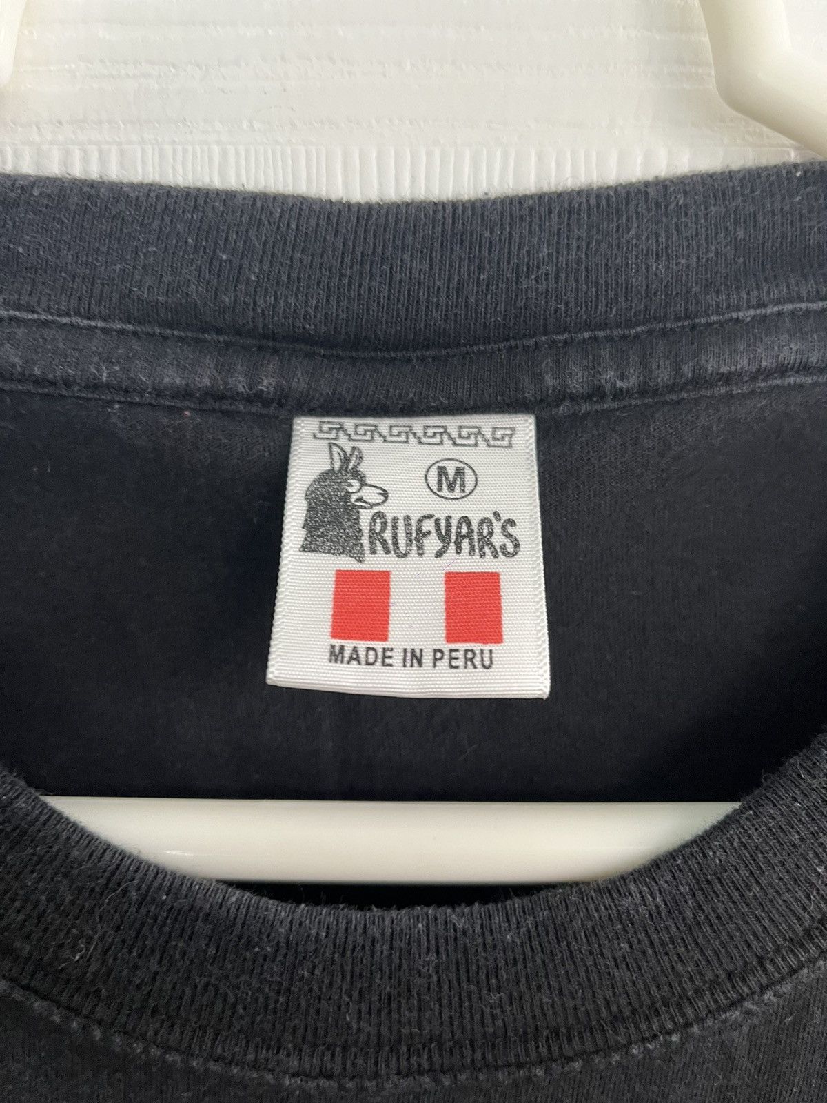 Vintage Vintage Rufyars Llamasutras Peru Freaky Llamas Sex Tshirt Size US M / EU 48-50 / 2 - 3 Thumbnail