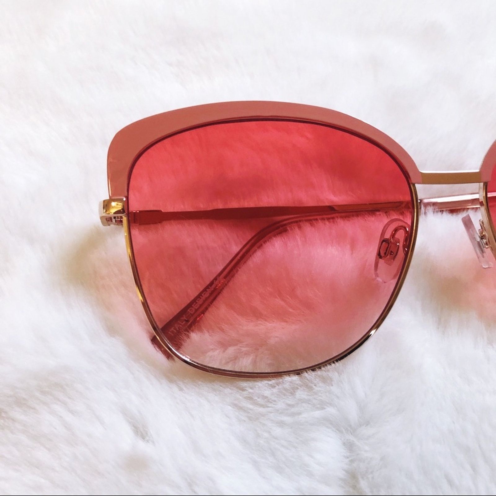 Other Robbie Pink Full Rim Retro Cat Eye Sunglasses Size ONE SIZE - 2 Thumbnail