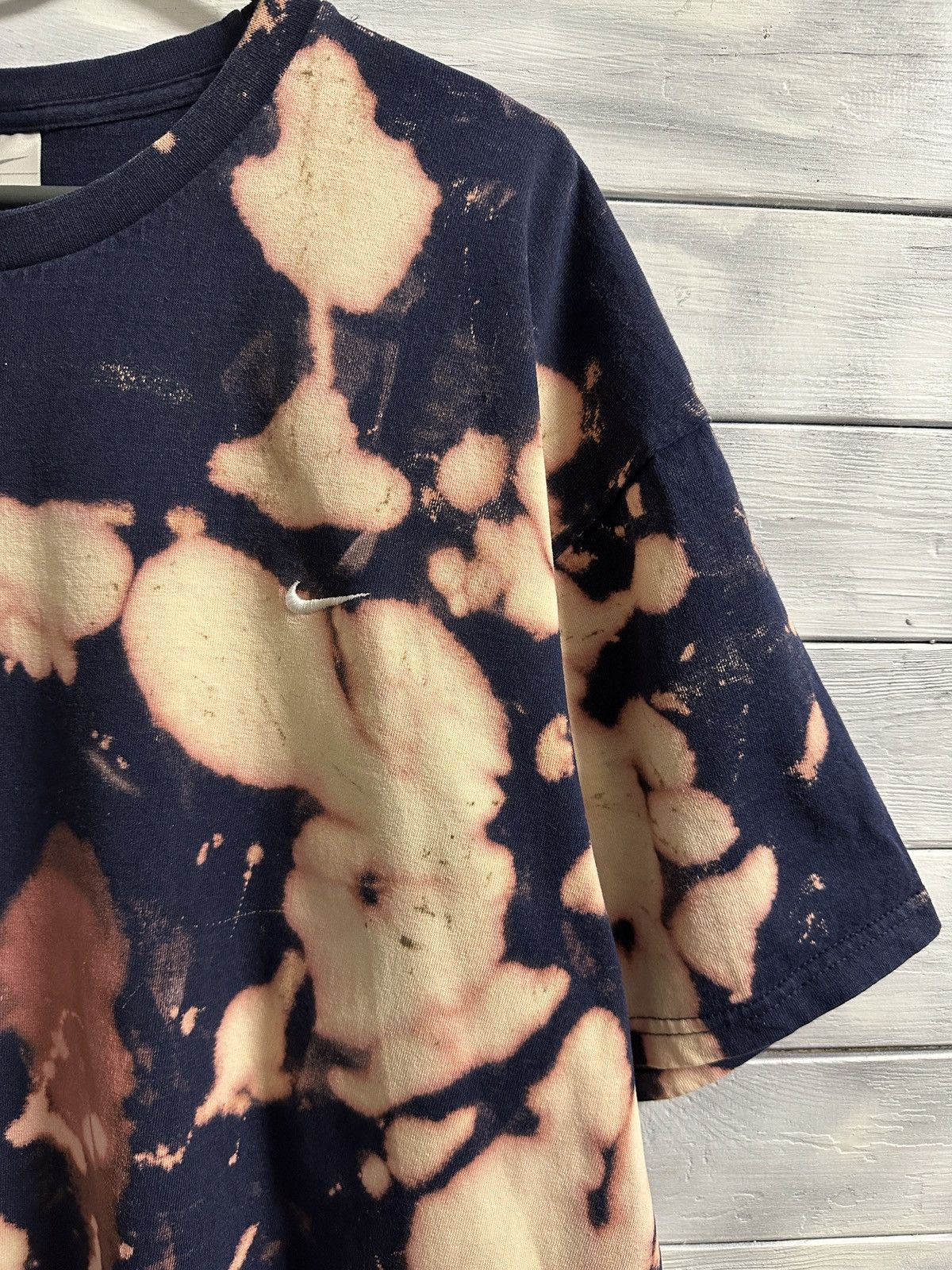 Nike Rare Vintage T-Shirt Nike Small Swoosh Tie-Dye Shibori Style Size US XL / EU 56 / 4 - 2 Thumbnail