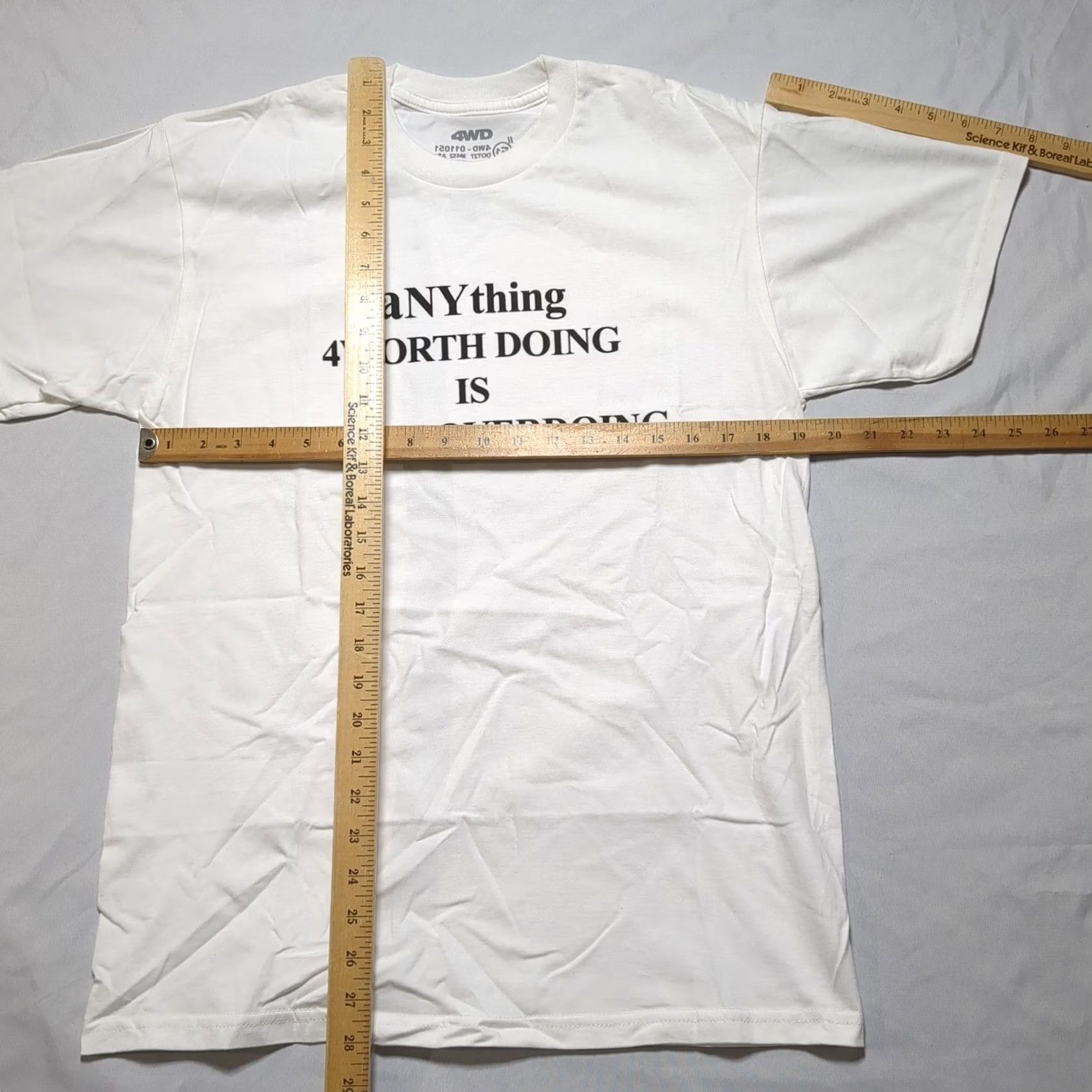 Vintage 4Worth Doing aNYthing White T-Shirt Men M Crew Neck Short Sleeve Graphic Print Logo Casual Streetwear Mens Size US M / EU 48-50 / 2 - 5 Thumbnail