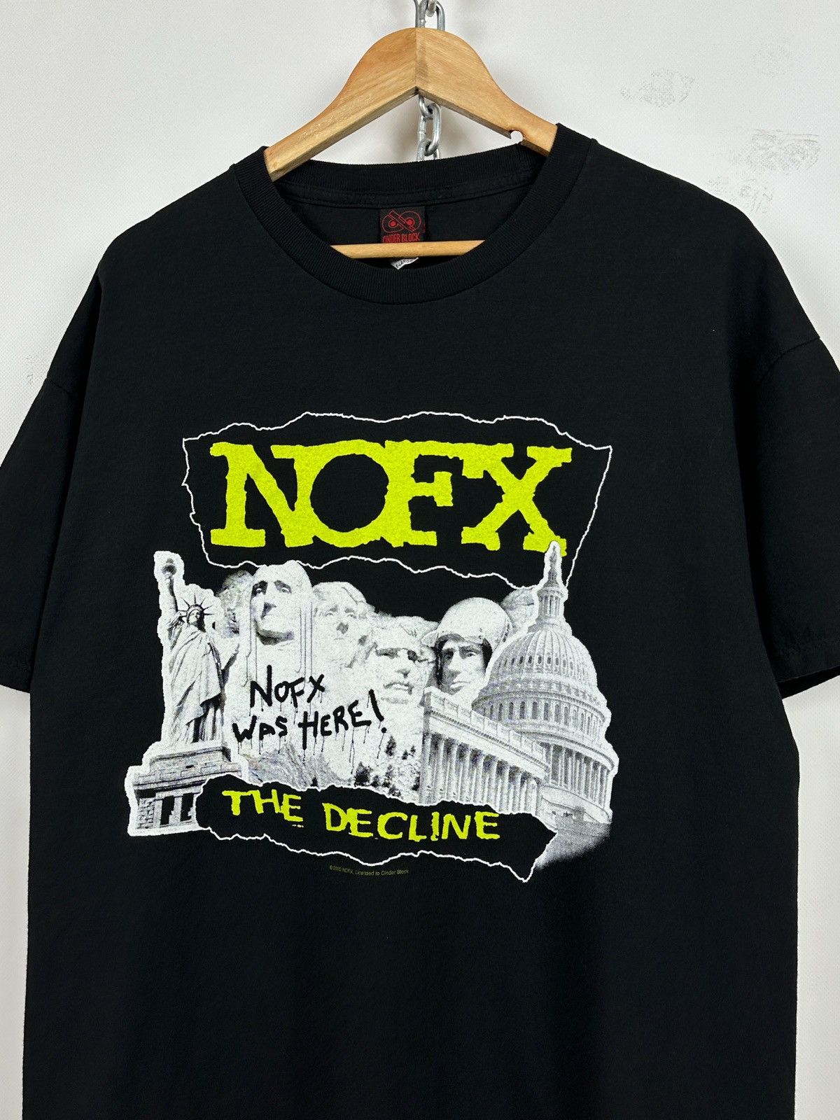 Band Tees 2000 Vintage NOFX The Decline Band T-Shirt Size US XL / EU 56 / 4 - 4 Thumbnail