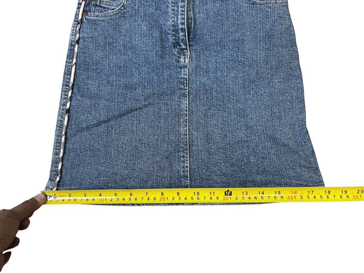 Burberry Vintage Burberry London Mini Skirt Size 28" / US 6 / IT 42 - 14 Thumbnail