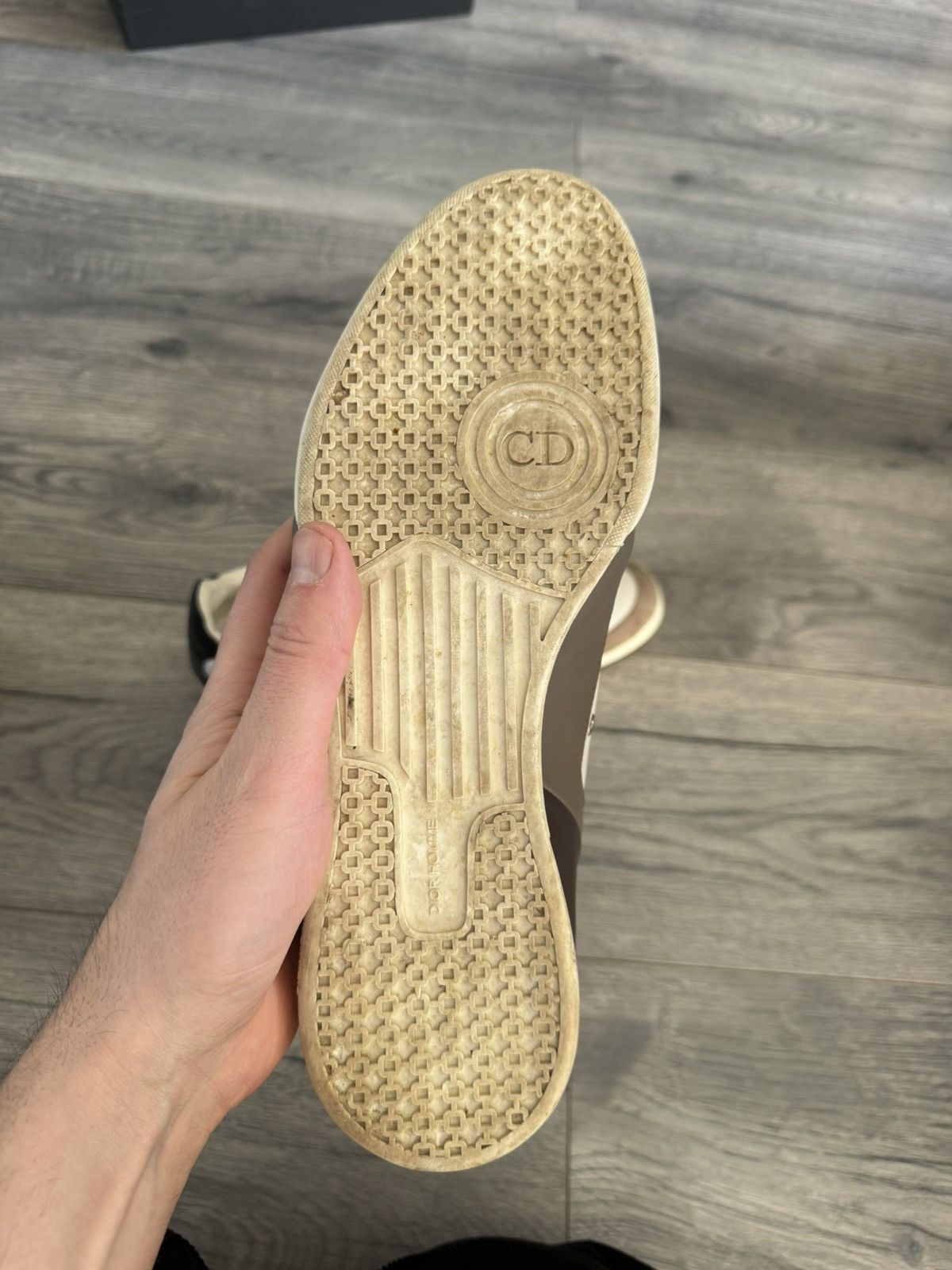 Dior White and Brown Leather Suede Low-Top Sneakers Size US 8 / EU 41 - 13 Thumbnail