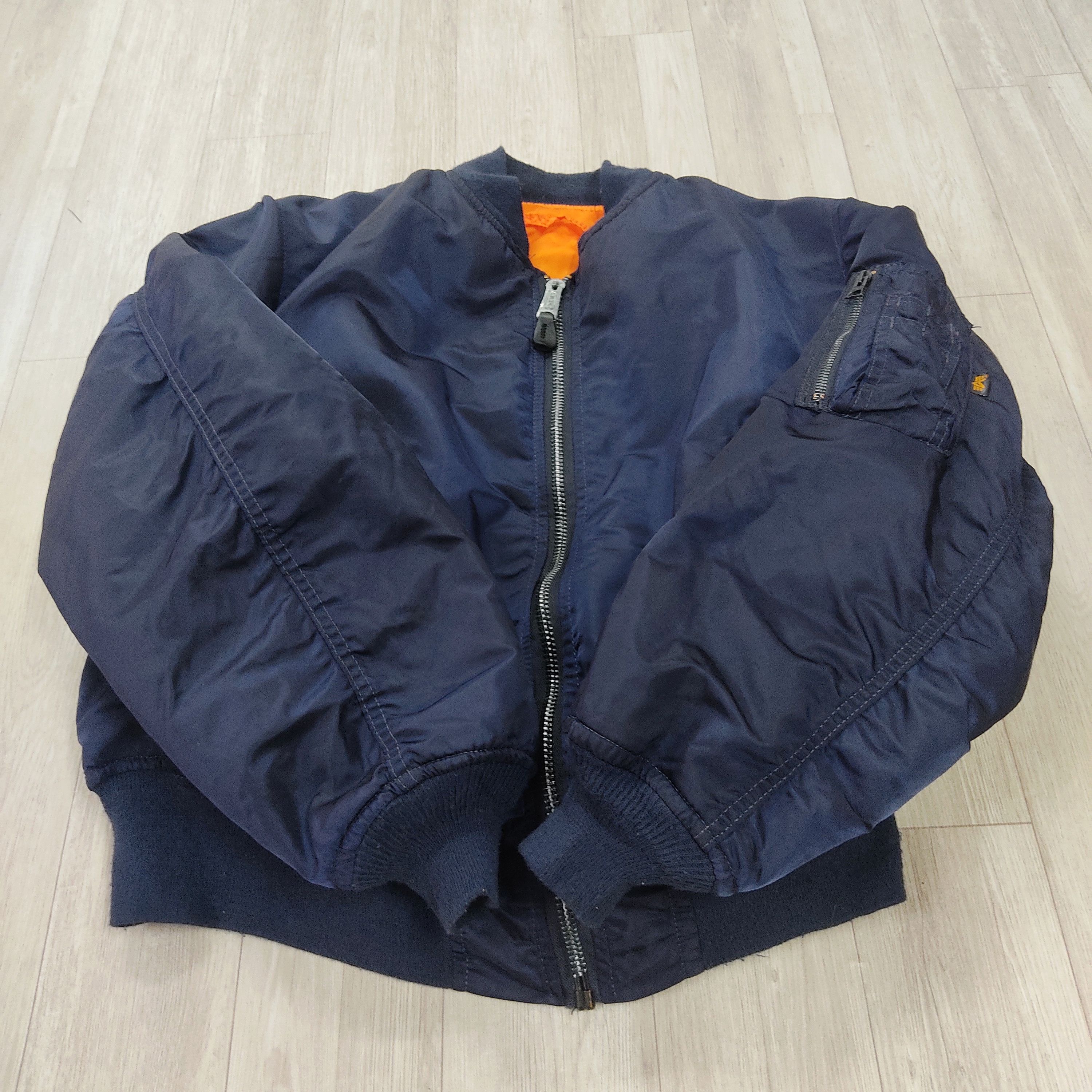 Alpha Industries Vintage 90s ALPHA INDUSTRIES MA-1 Bomber Jacket Size US XL / EU 56 / 4 - 6 Thumbnail