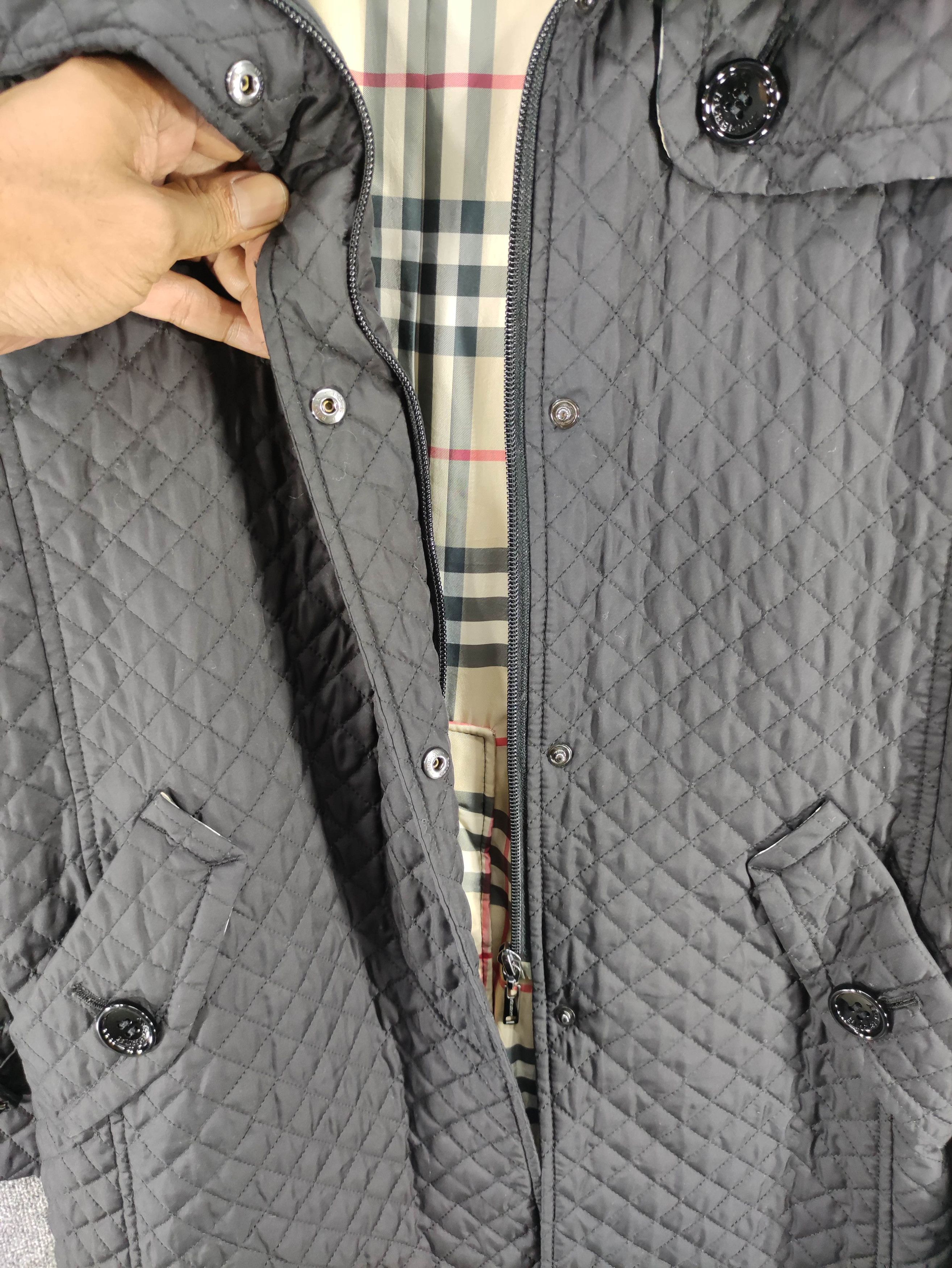 Burberry Vintage Burberry London Quilted Belted Jacket Zipper Size XS / US 0-2 / IT 36-38 - 6 Thumbnail
