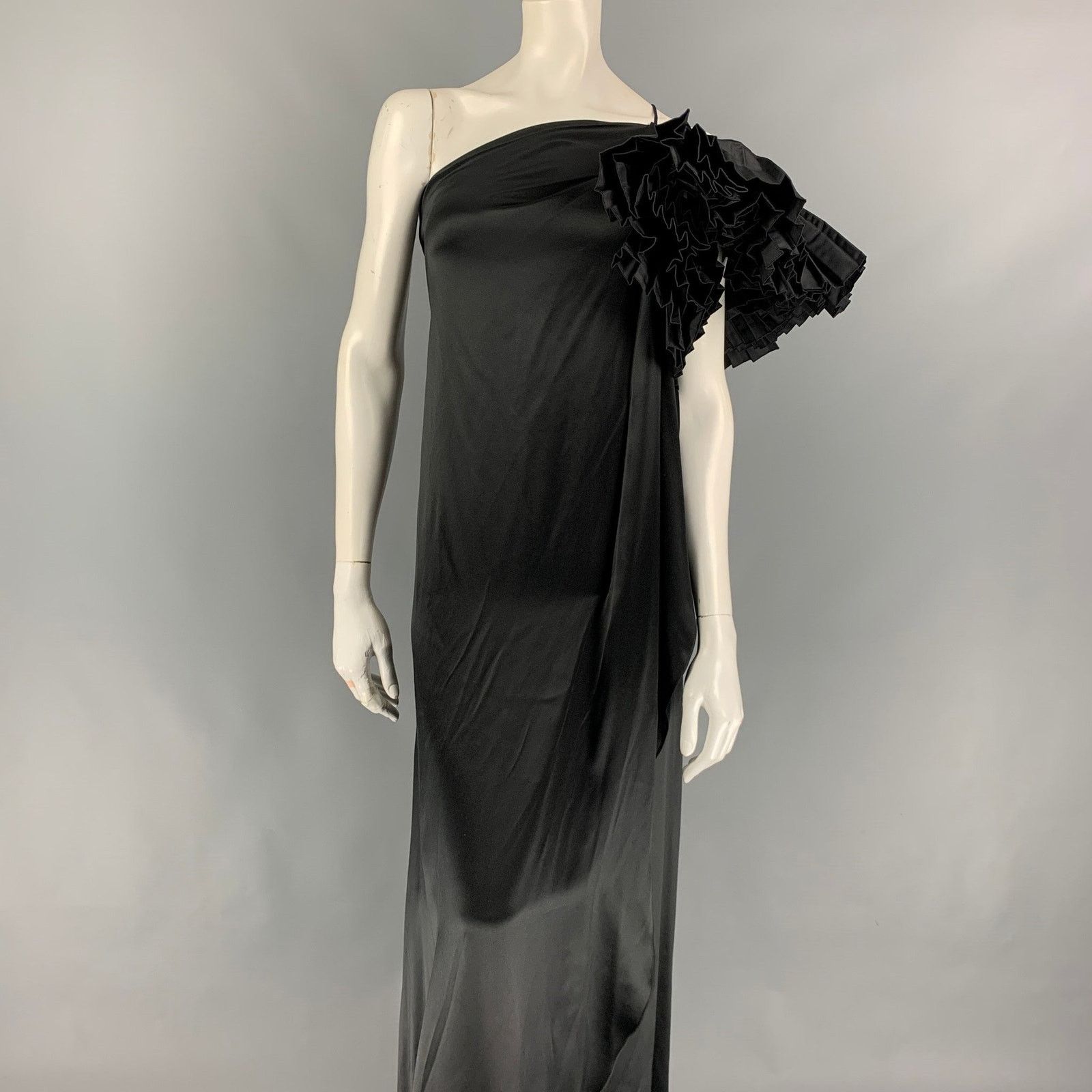 Marc Jacobs Size 0 Black Silk Ruffle Sleeve Asymmetrical Gown Size XS / US 0-2 / IT 36-38 - 3 Thumbnail