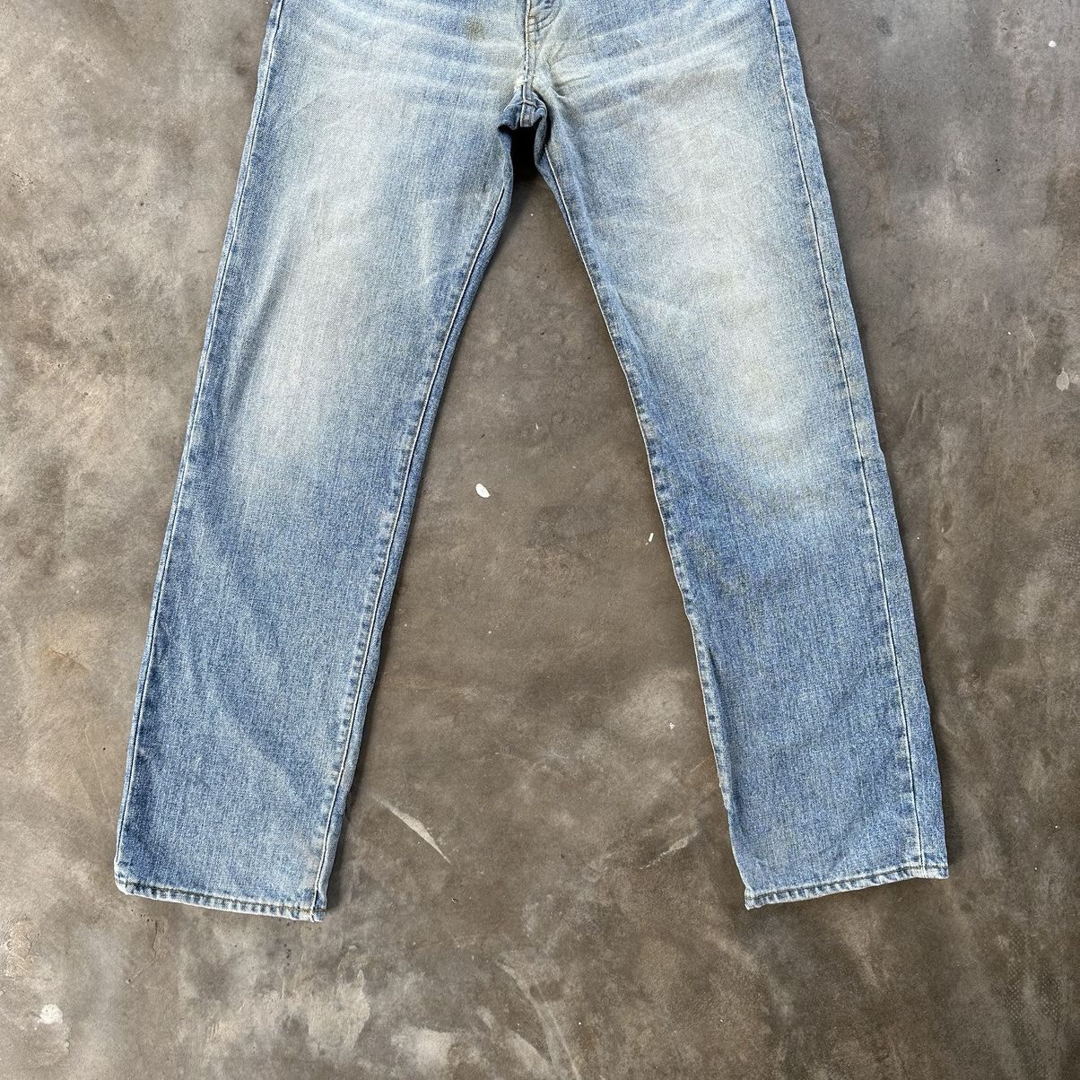 Japanese Brand Vintage Japanese Light Wash Faded Denim Jean Pant W32 Size US 32 / EU 48 - 3 Thumbnail