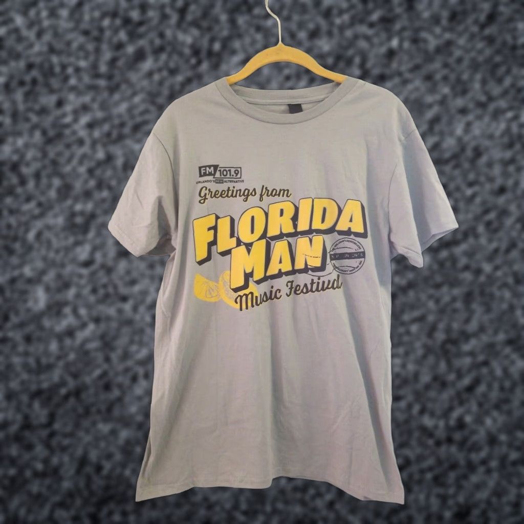 Hanes Gray Florida Man Music Festival 2018 Weezer T-Shirt Medium Mens Size US M / EU 48-50 / 2 - 1 Thumbnail