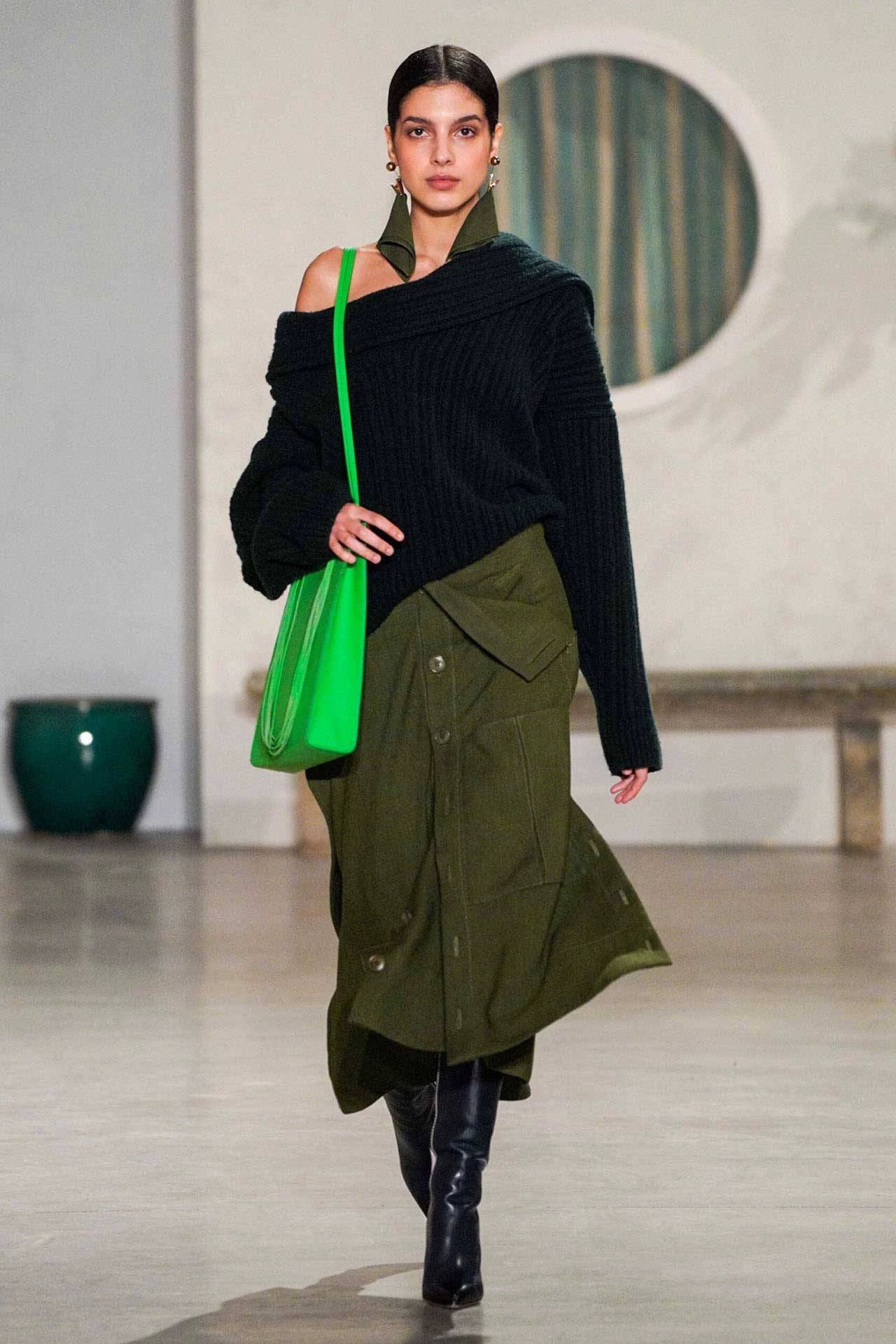 Jacquemus Jacquemus Runway Emerald Green Skirt 36 (98 New, Detachable Panels) Size 25" / US 0 / IT 36 - 1 Thumbnail