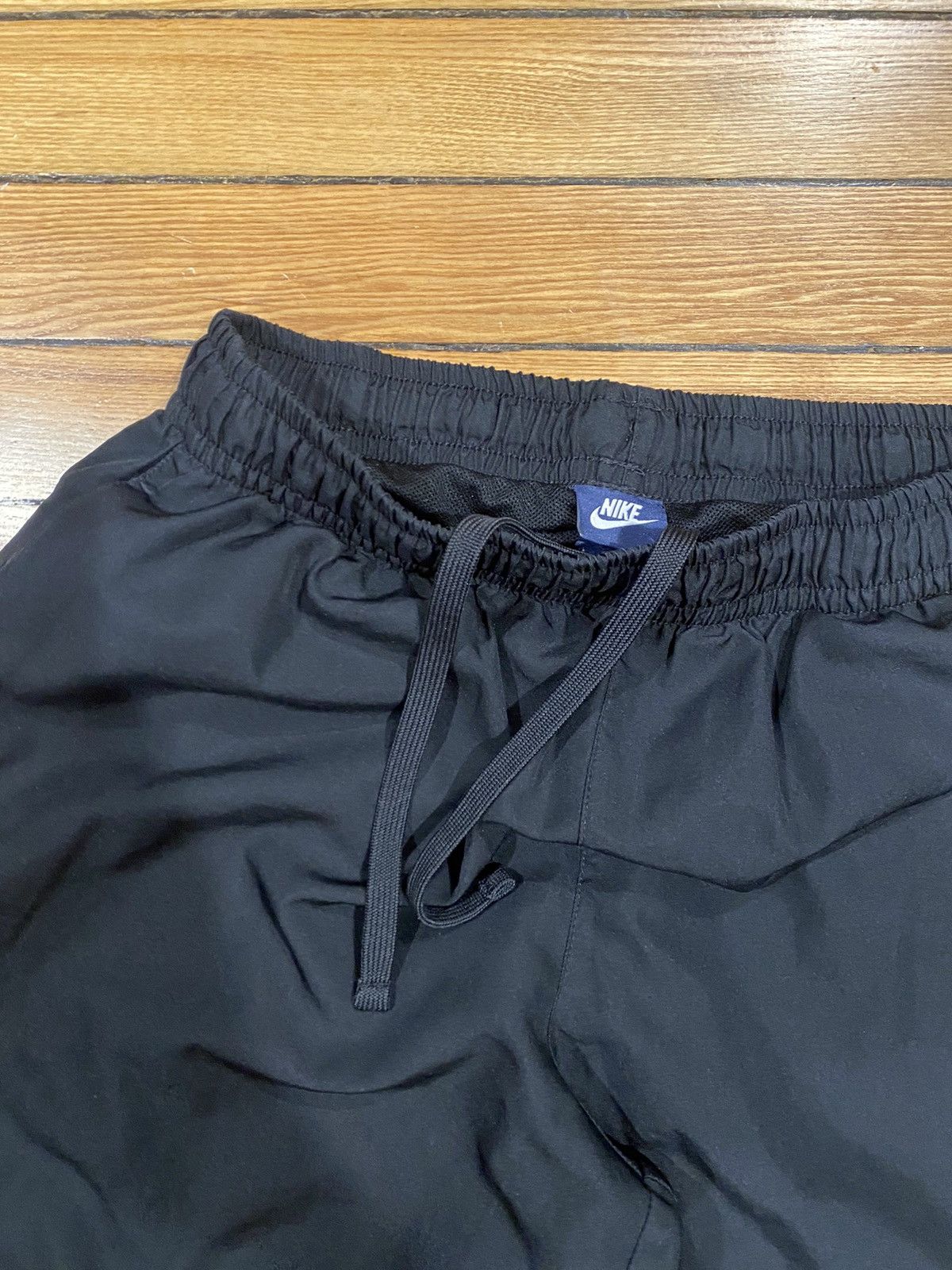 Nike Nike swishy pants Med Size US 34 / EU 50 - 3 Thumbnail