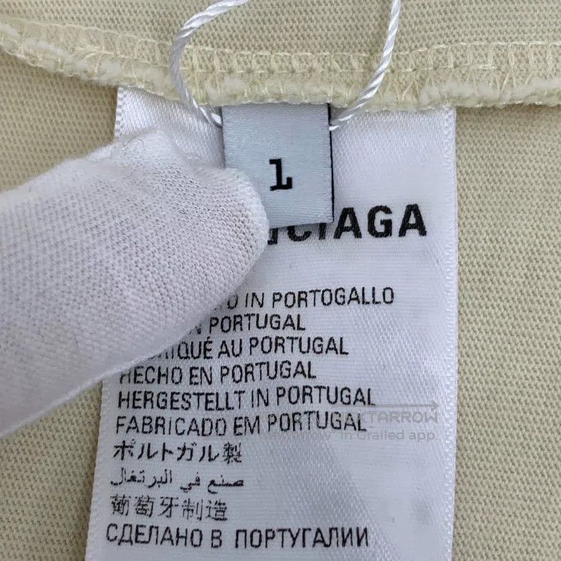 Balenciaga Balenciaga Beige Logo Letter Embroidered Cotton Round Neck Size US S / EU 44-46 / 1 - 6 Thumbnail