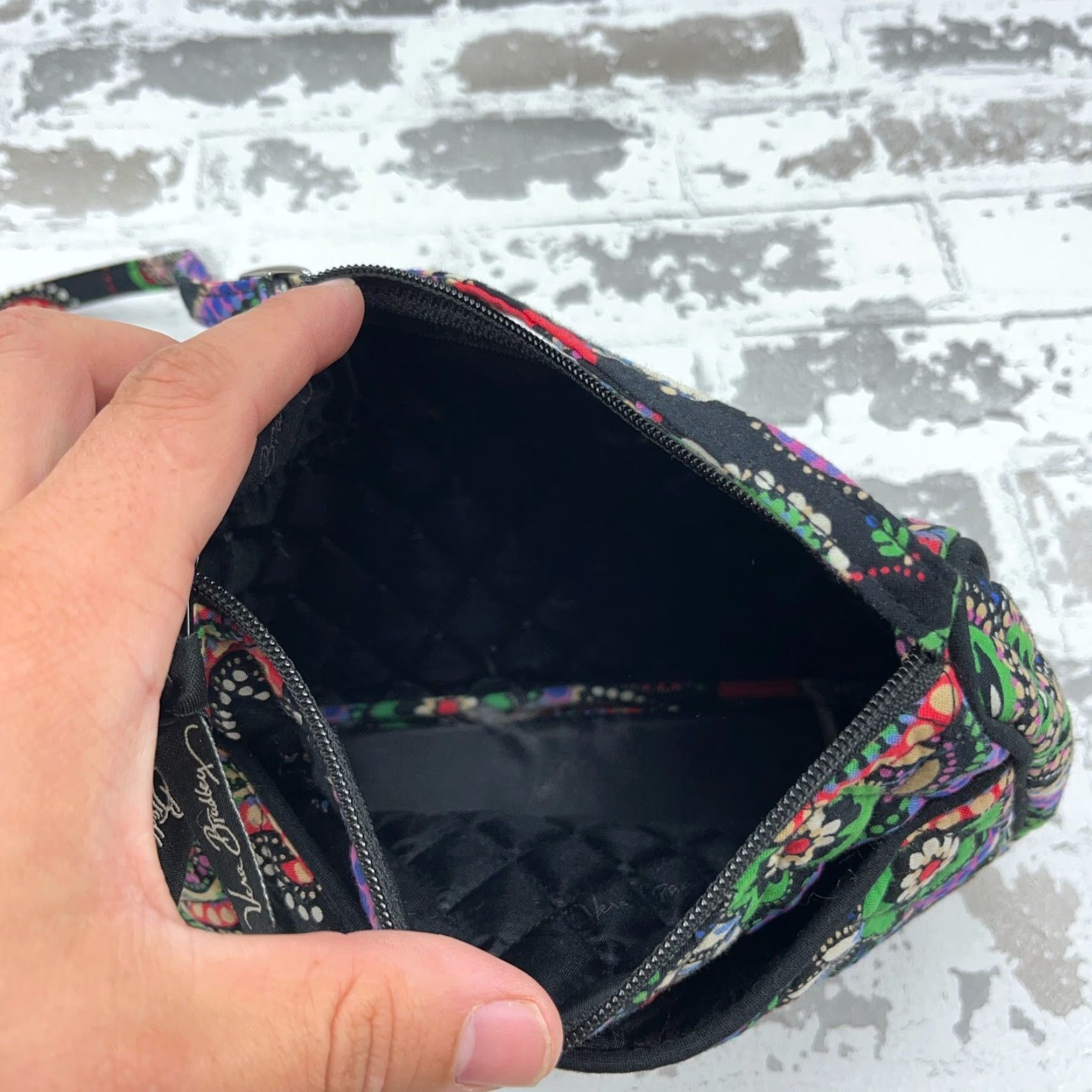 Vintage Vera Bradley Crossbody Bag Small Live Paisley Black Purple Womens RFID Blocking Adjustable Strap Quilt Canvas Cotton Zip Matte Finish 90s Theme? Size ONE SIZE - 7 Thumbnail