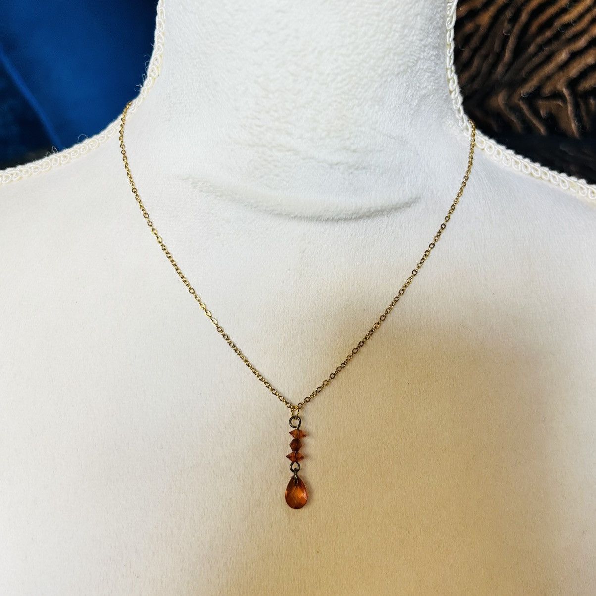 Handmade Handcrafted vintage bead crystal drop pendant necklace Size ONE SIZE - 2 Thumbnail