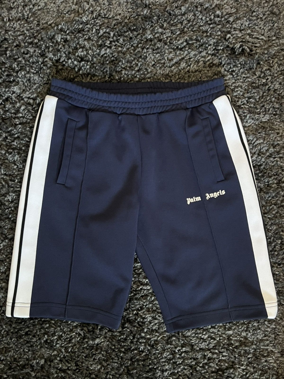 Palm Angels Palm angels shorts Size US 26 / EU 42 - 1 Thumbnail