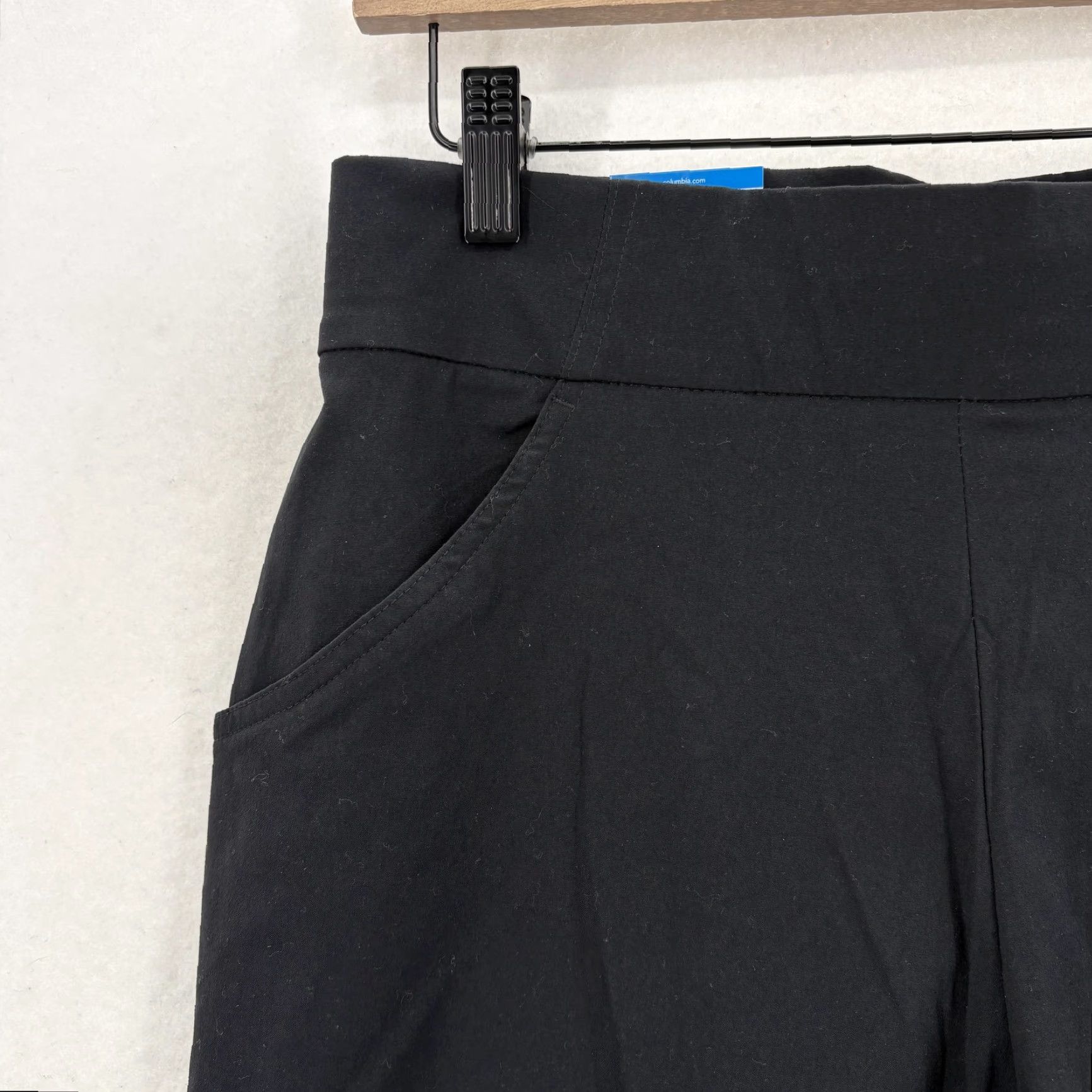Vintage Columbia Capri Pants Womens Medium Black Omni-Shade Stretch Hiking Travel NWT Size 32" / US 10 / IT 46 - 3 Thumbnail