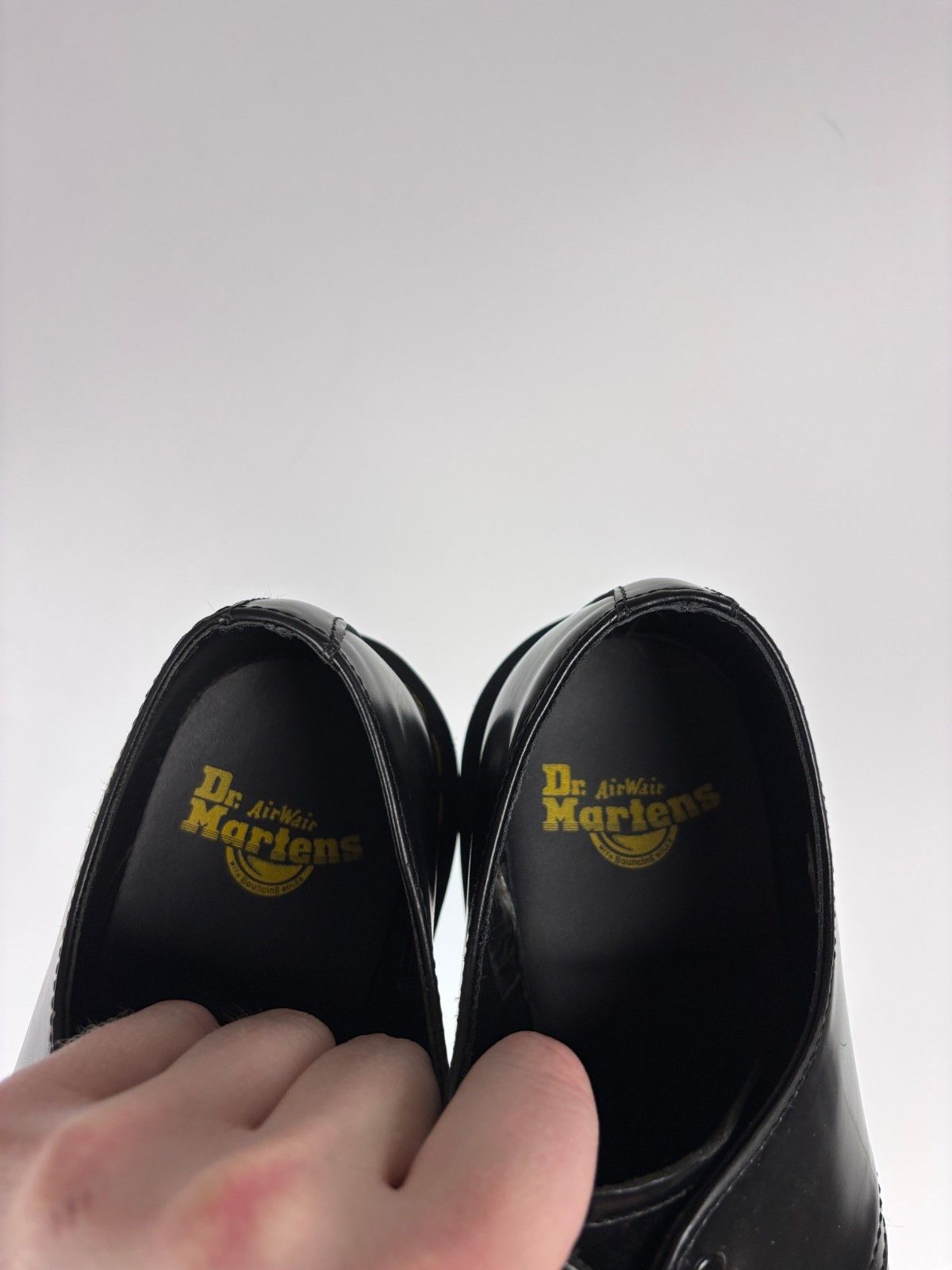 Dr. Martens Womens Dr. Martens 21084 Oxford Leather Shoes 39 / US 8 Size US 8 / IT 38 - 9 Thumbnail