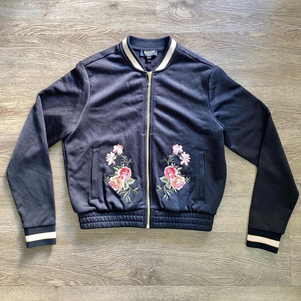 Juicy Couture Brand New Juicy Couture Black Label Floral Bomber Jacket Size XS / US 0-2 / IT 36-38 - 1 Thumbnail