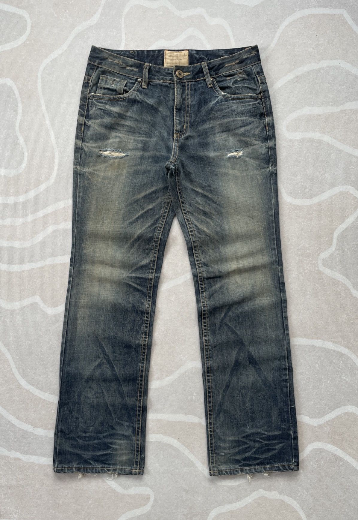 Designer Lolita Distressed Jeans (P104) Size US 34 / EU 50 - 1 Thumbnail