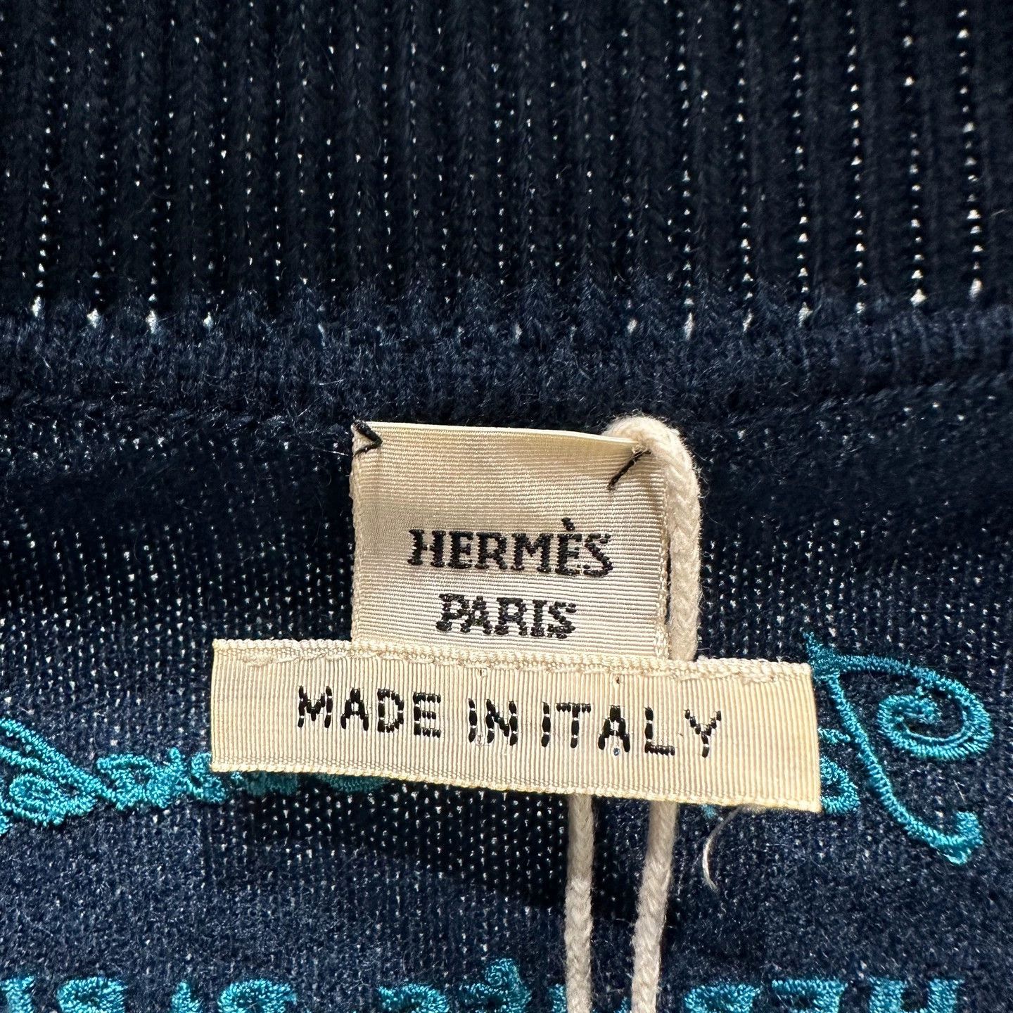 Hermes Hermes mar323 embroidered cashmere short sleeve 36 Size XS / US 0-2 / IT 36-38 - 3 Thumbnail