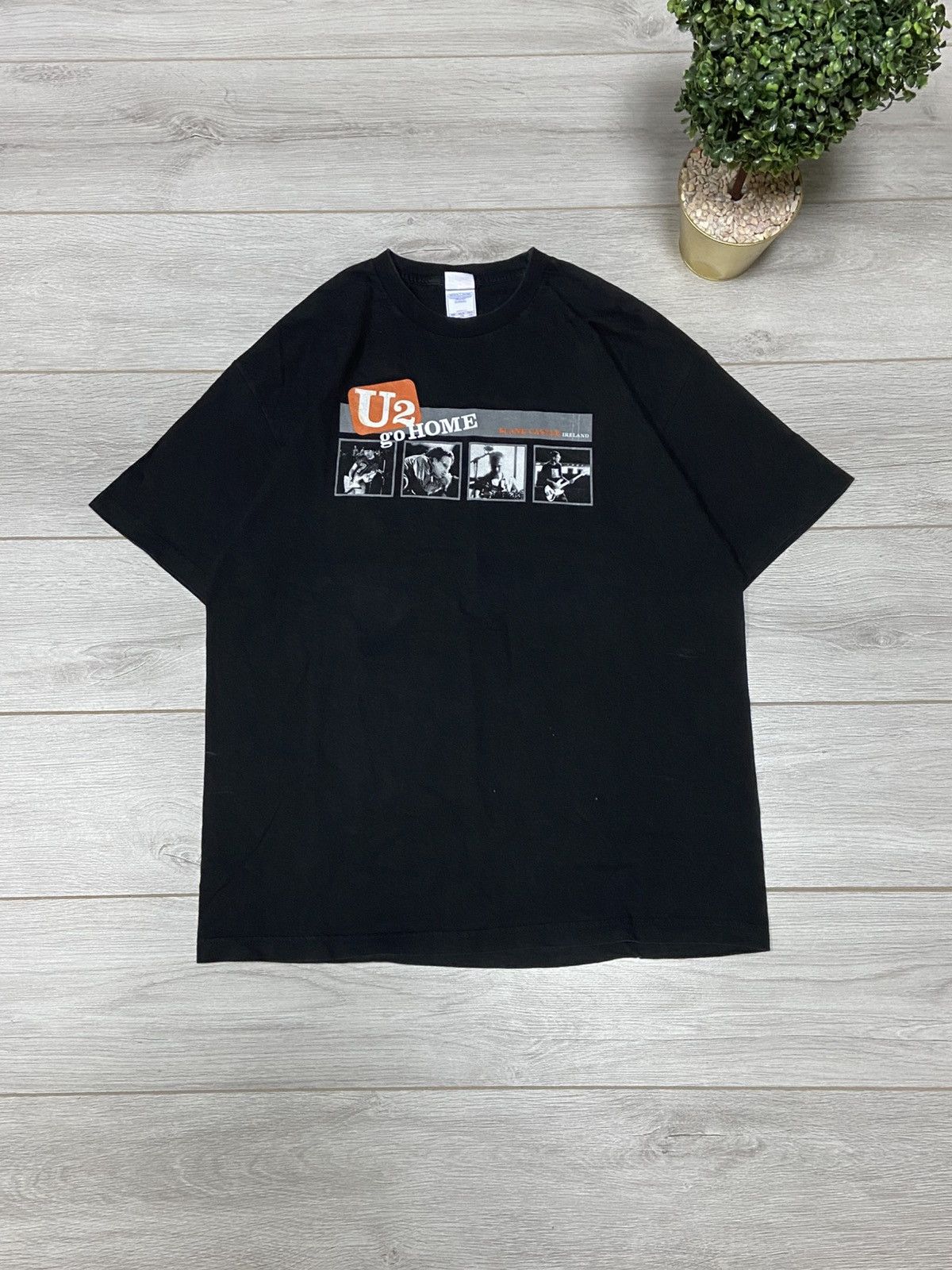 Band Tees American Apparel U2 Go Home Band slane castle Tour Tshirt Size US XL / EU 56 / 4 - 1 Thumbnail